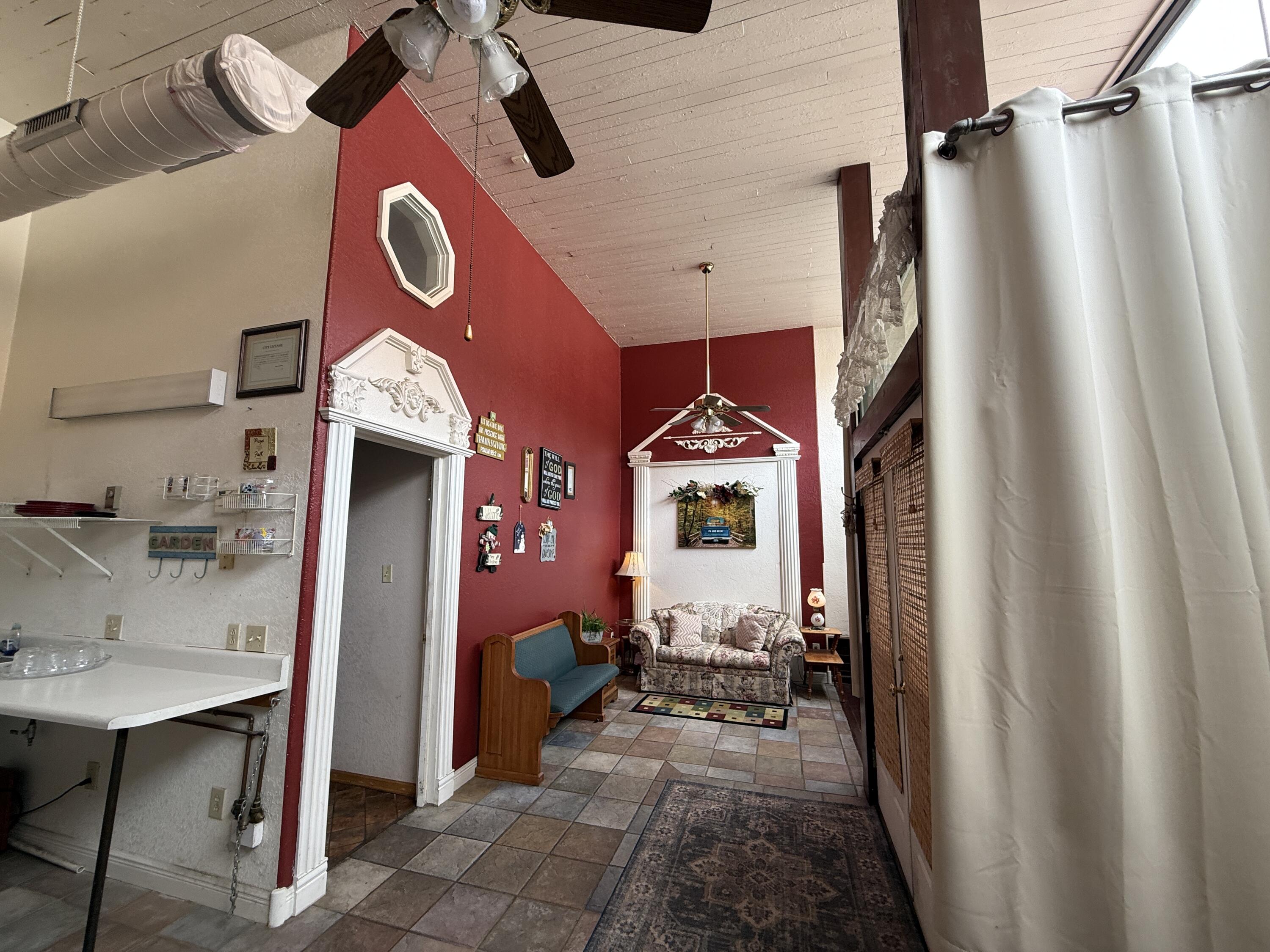 117 West Main Street Property Photo 10