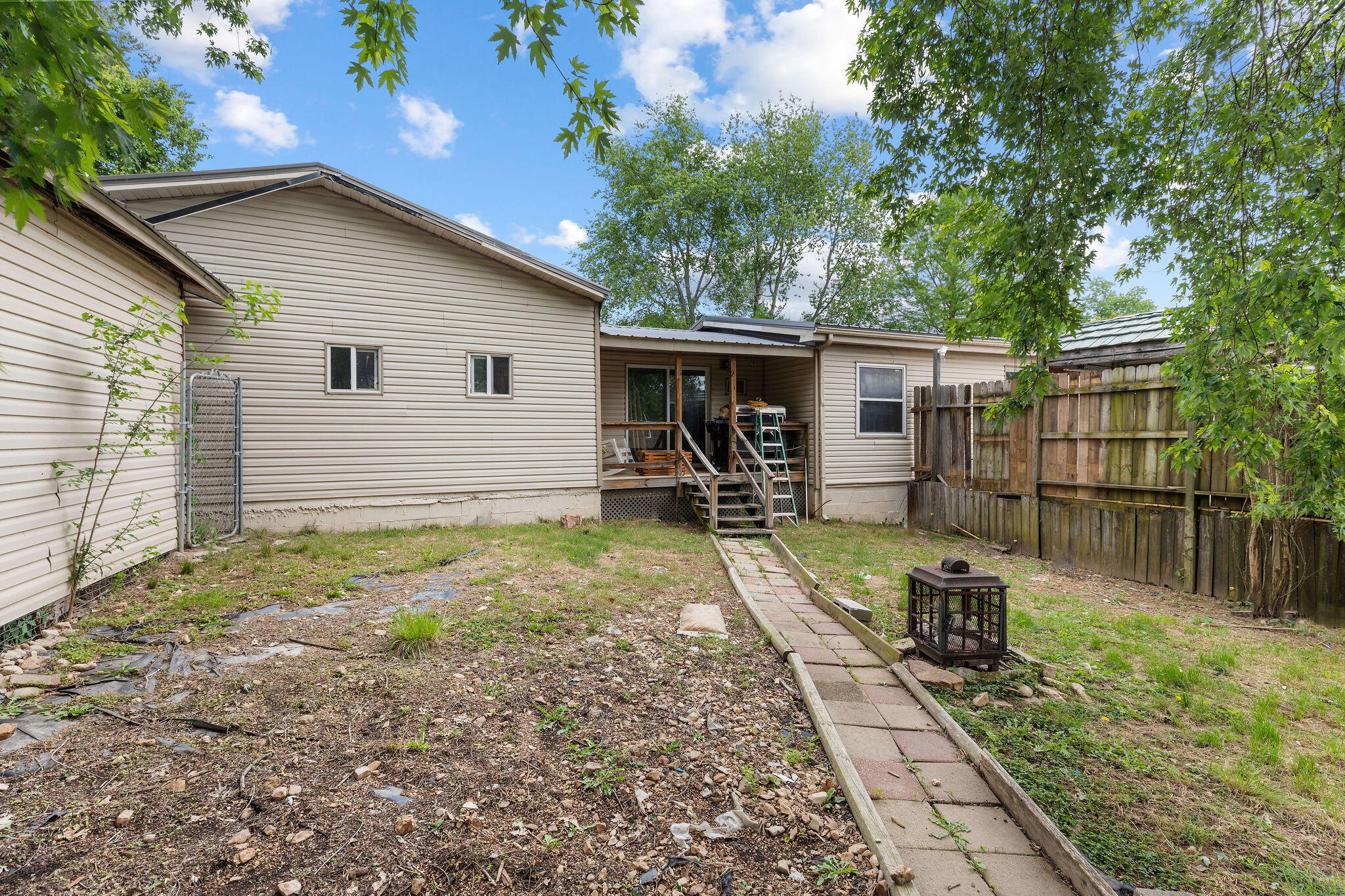 210 Molly Lane Property Photo 26