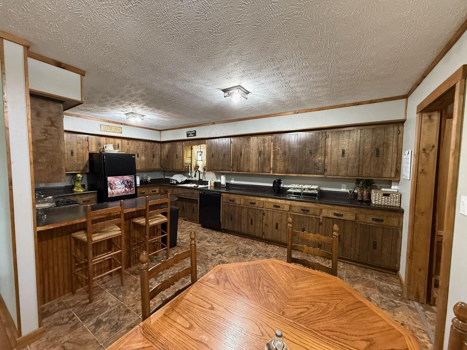 10346 Highway 289 Property Photo 3