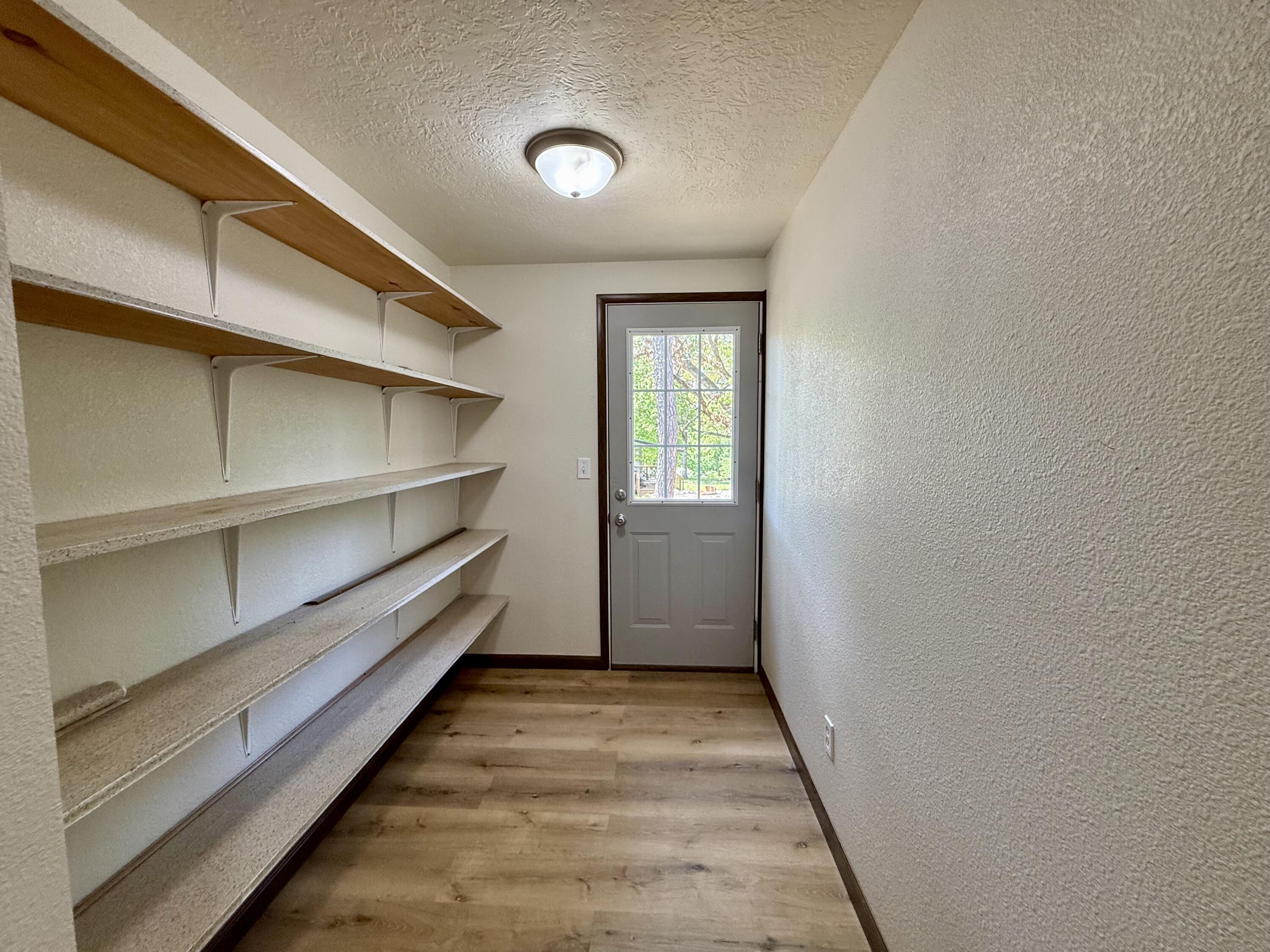 8639 Highway E Property Photo 27