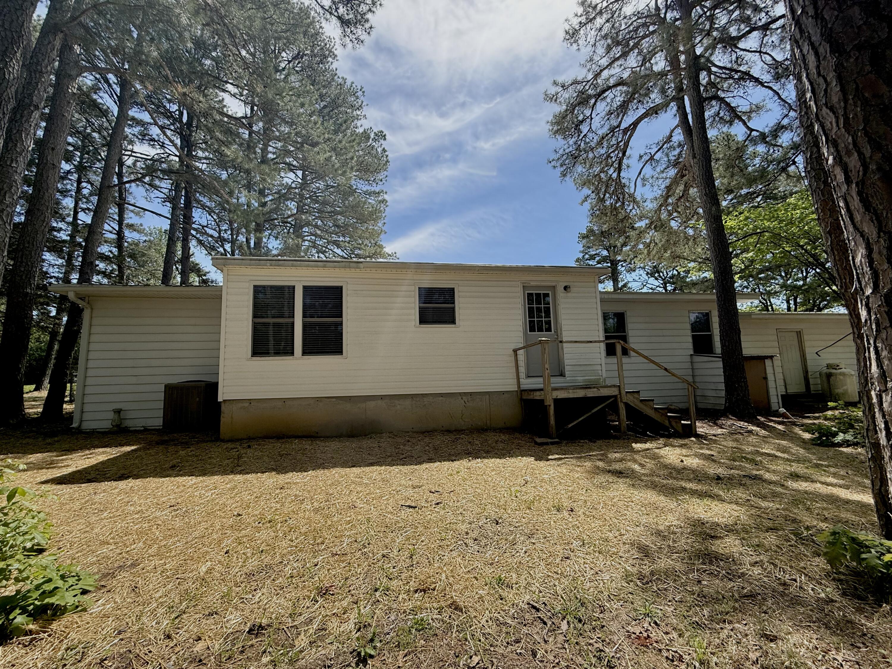 8639 Highway E Property Photo 33