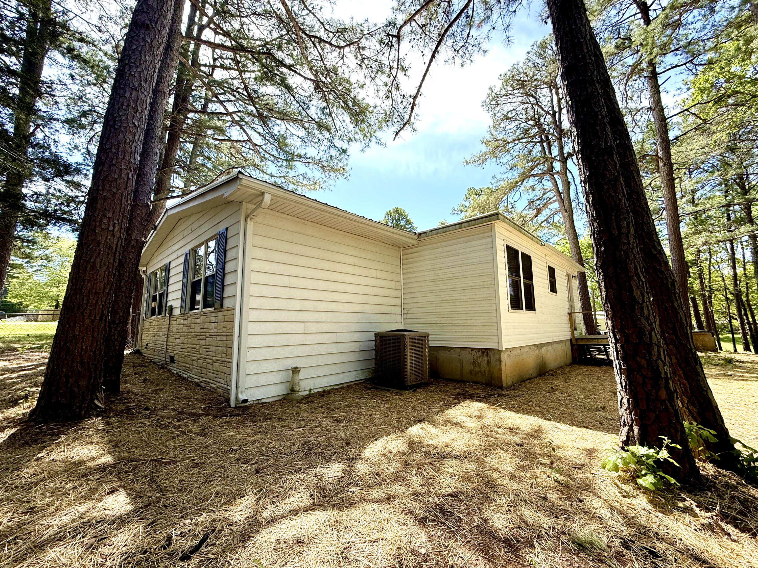 8639 Highway E Property Photo 34