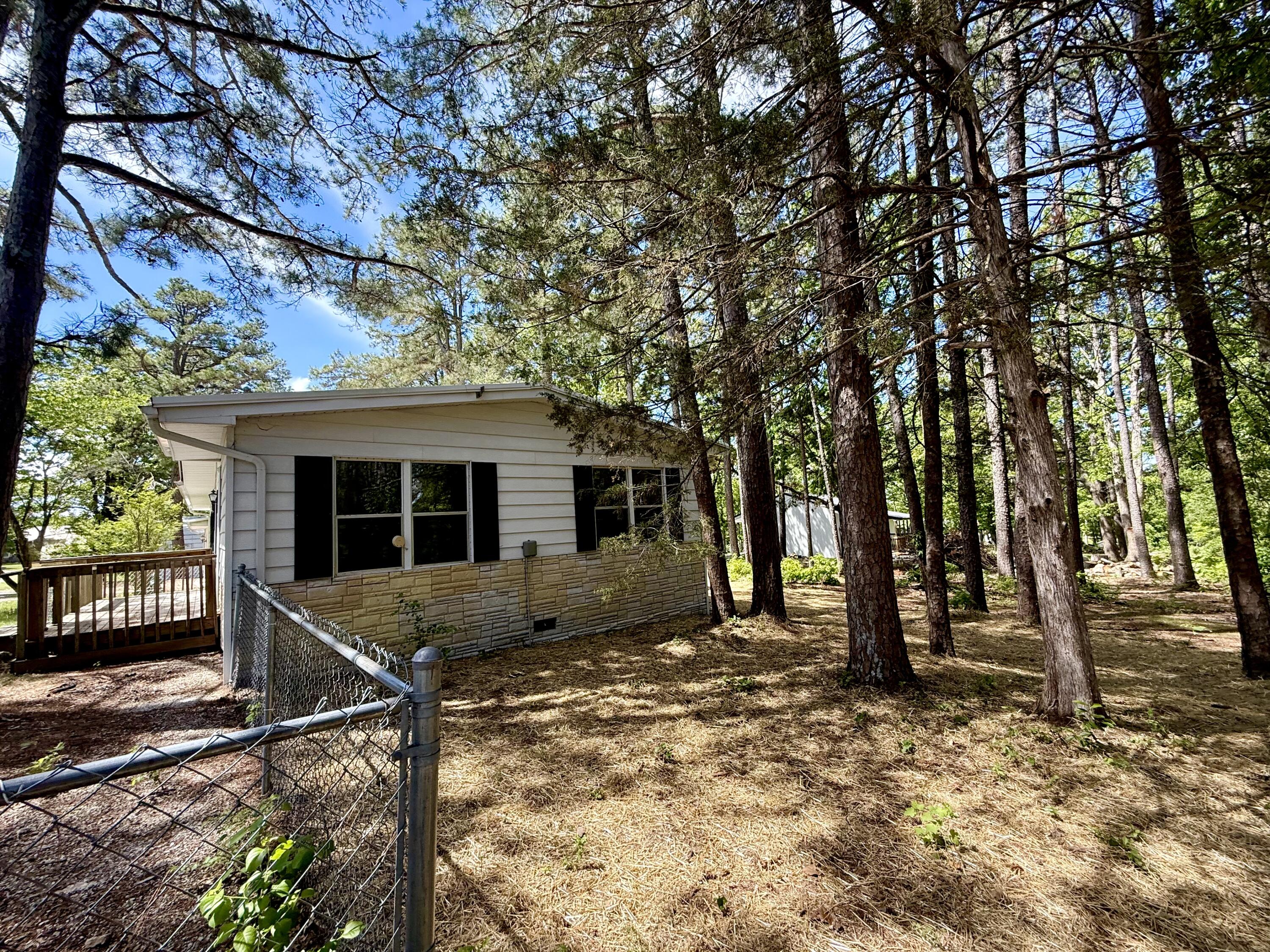 8639 Highway E Property Photo 35
