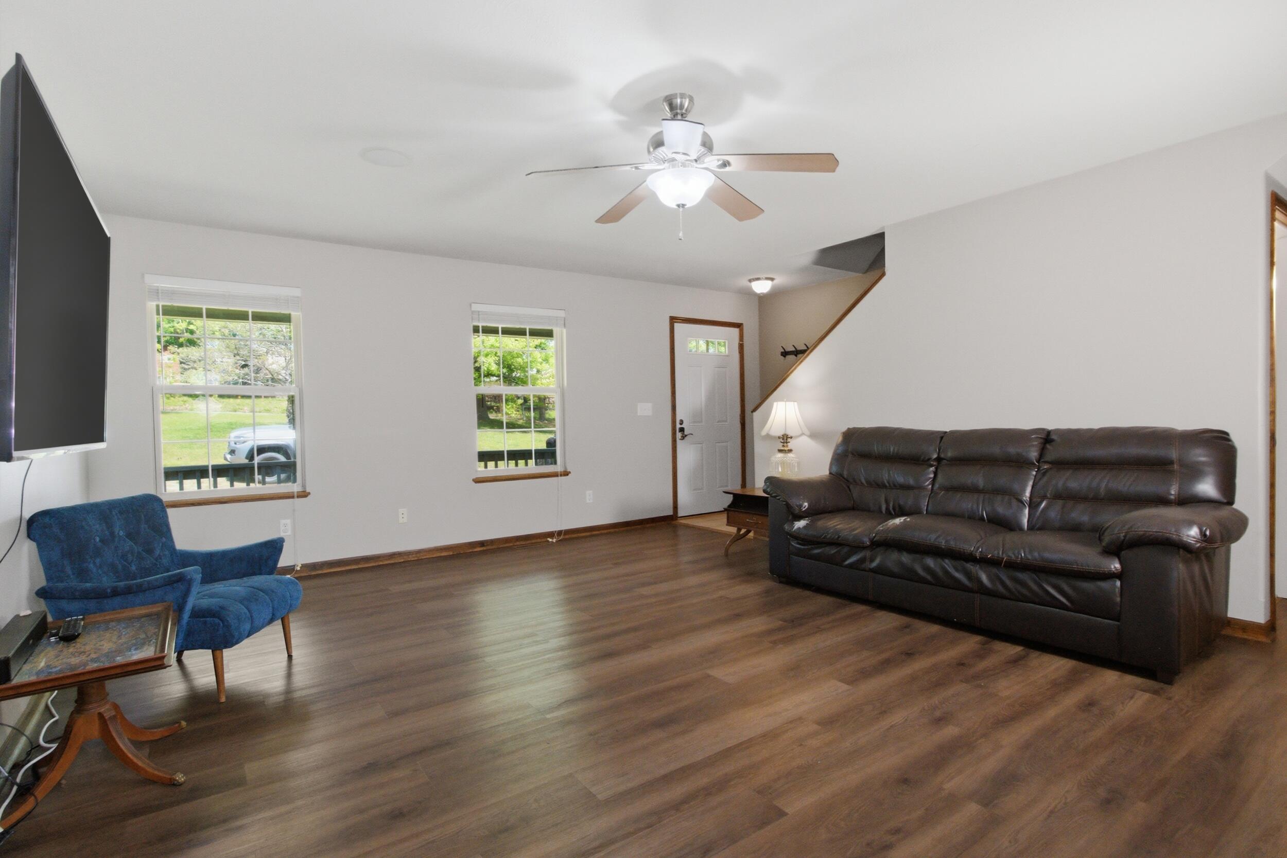1426 Prairie Ridge Road Property Photo 4