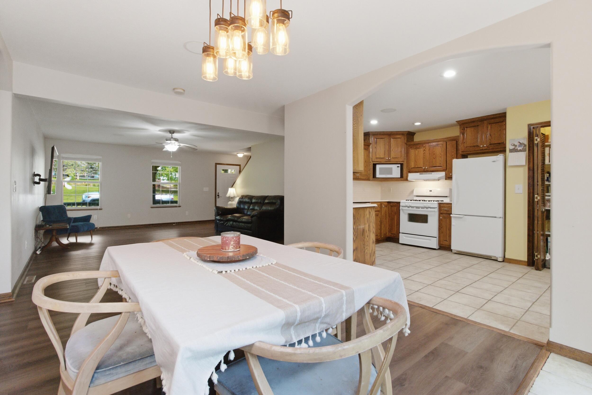 1426 Prairie Ridge Road Property Photo 6