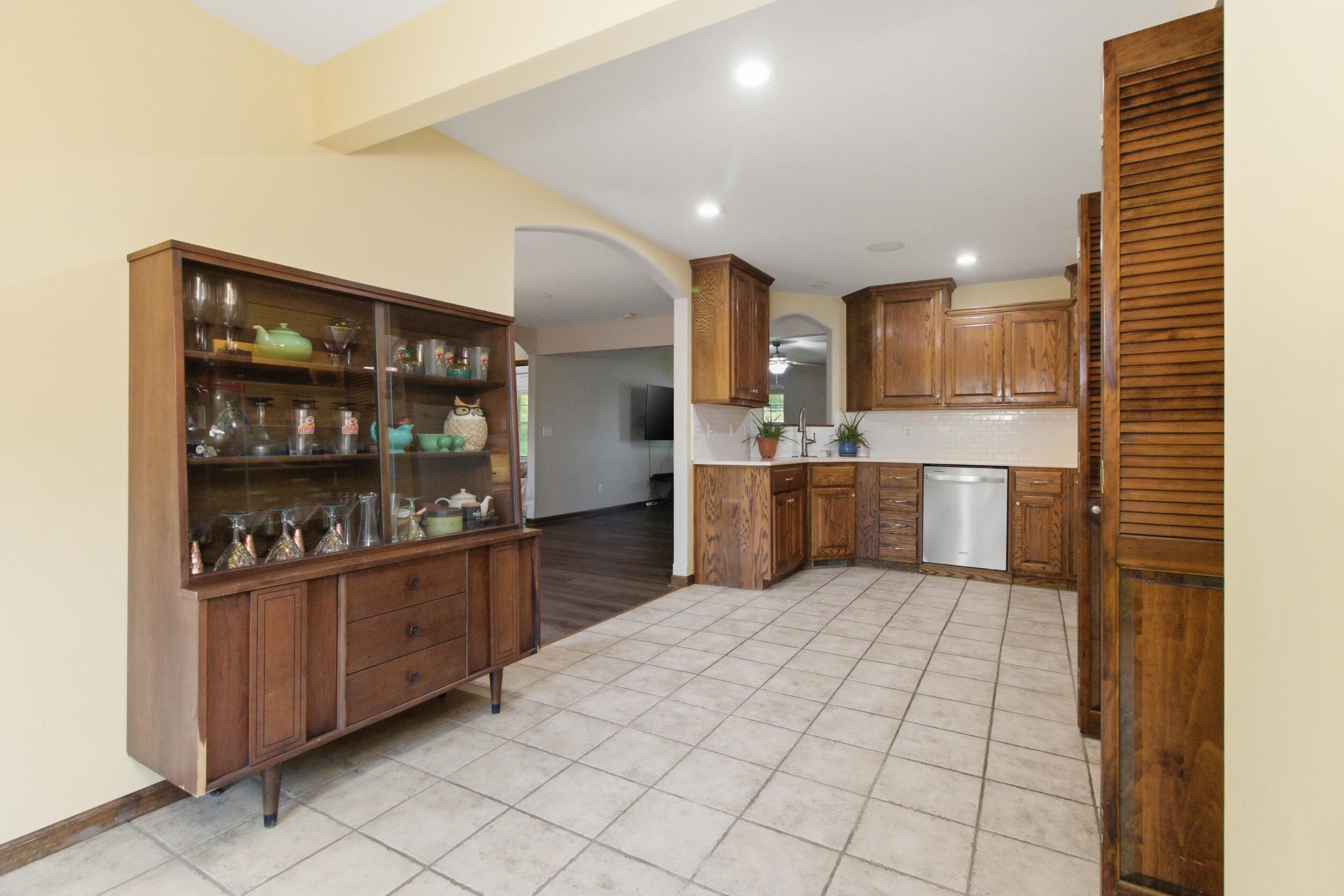 1426 Prairie Ridge Road Property Photo 8