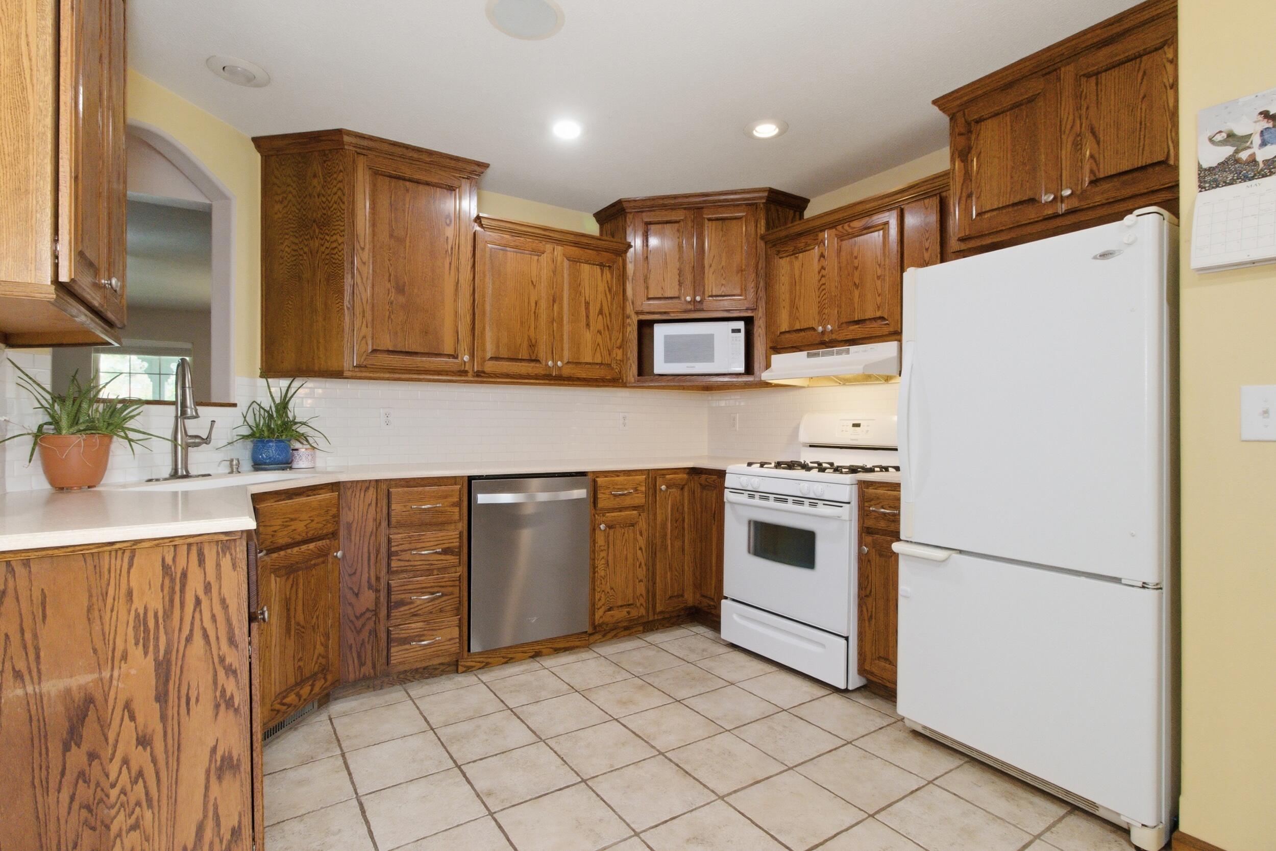 1426 Prairie Ridge Road Property Photo 9