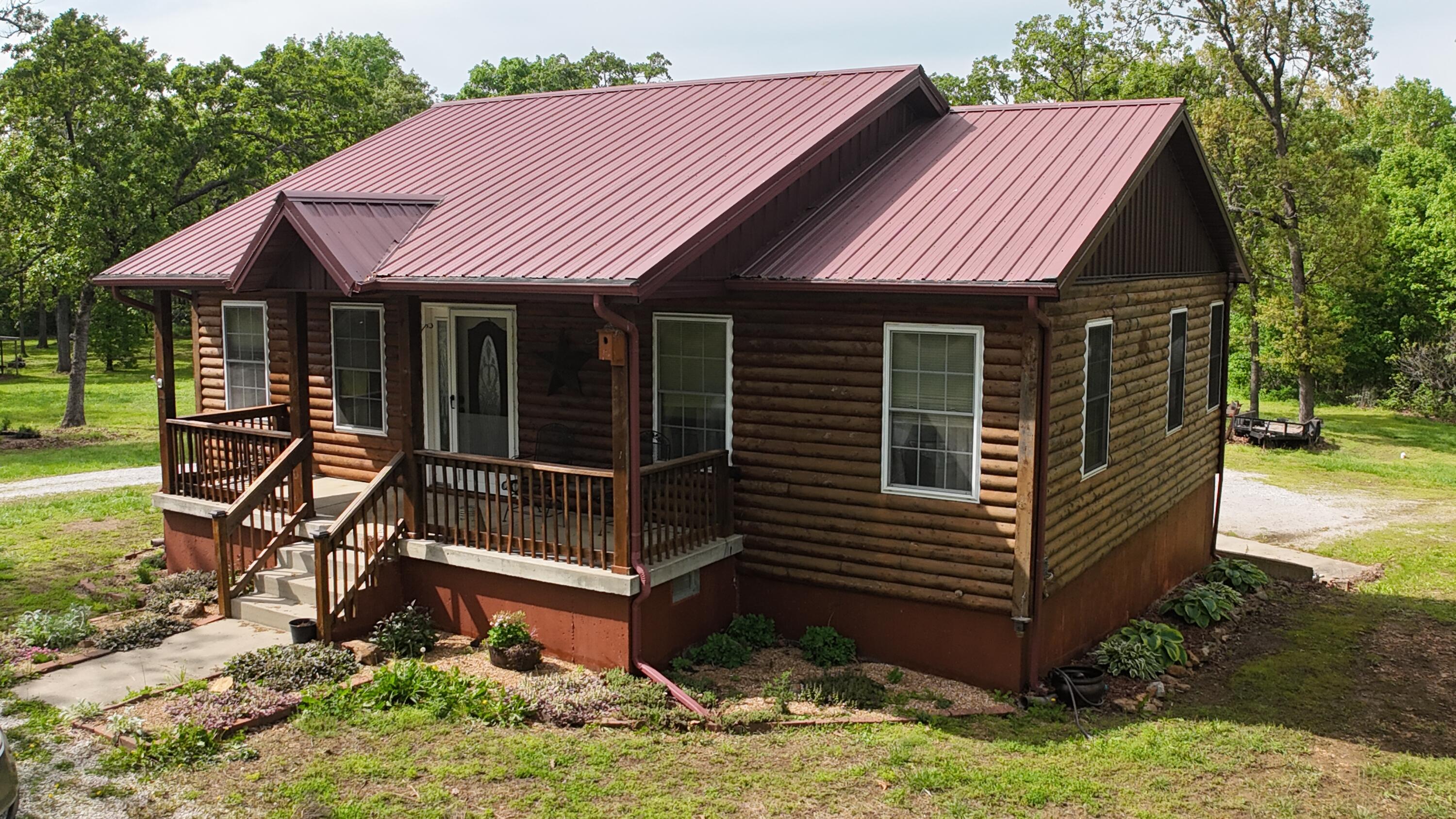 17206 Highway B Property Photo 1