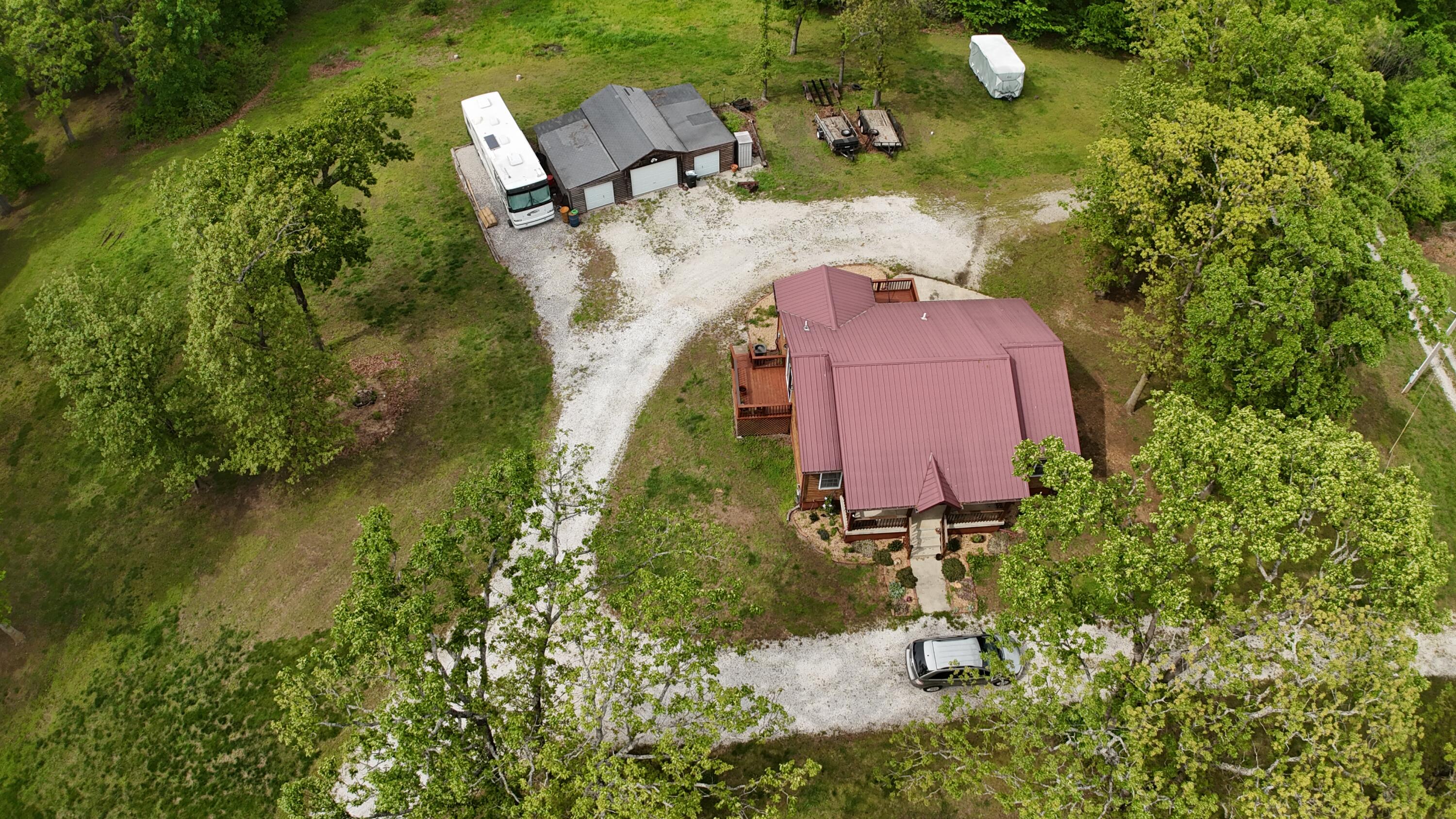 17206 Highway B Property Photo 7