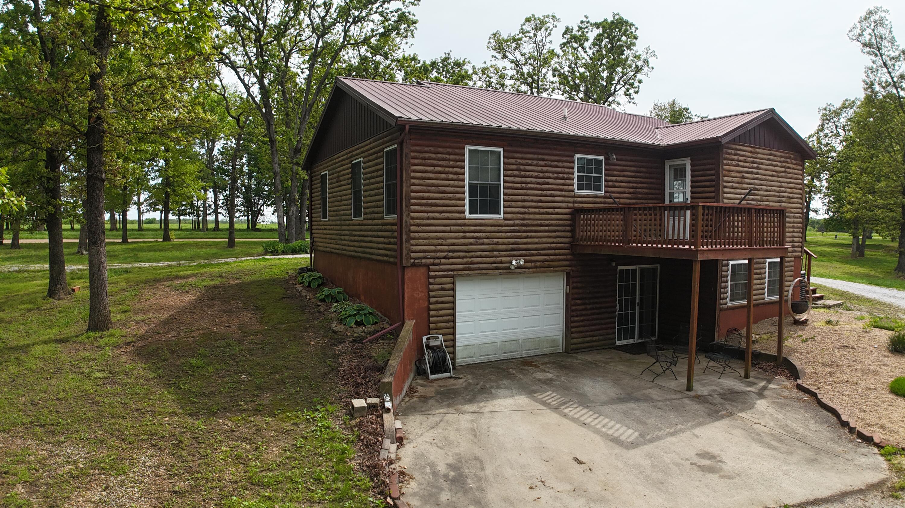 17206 Highway B Property Photo 11