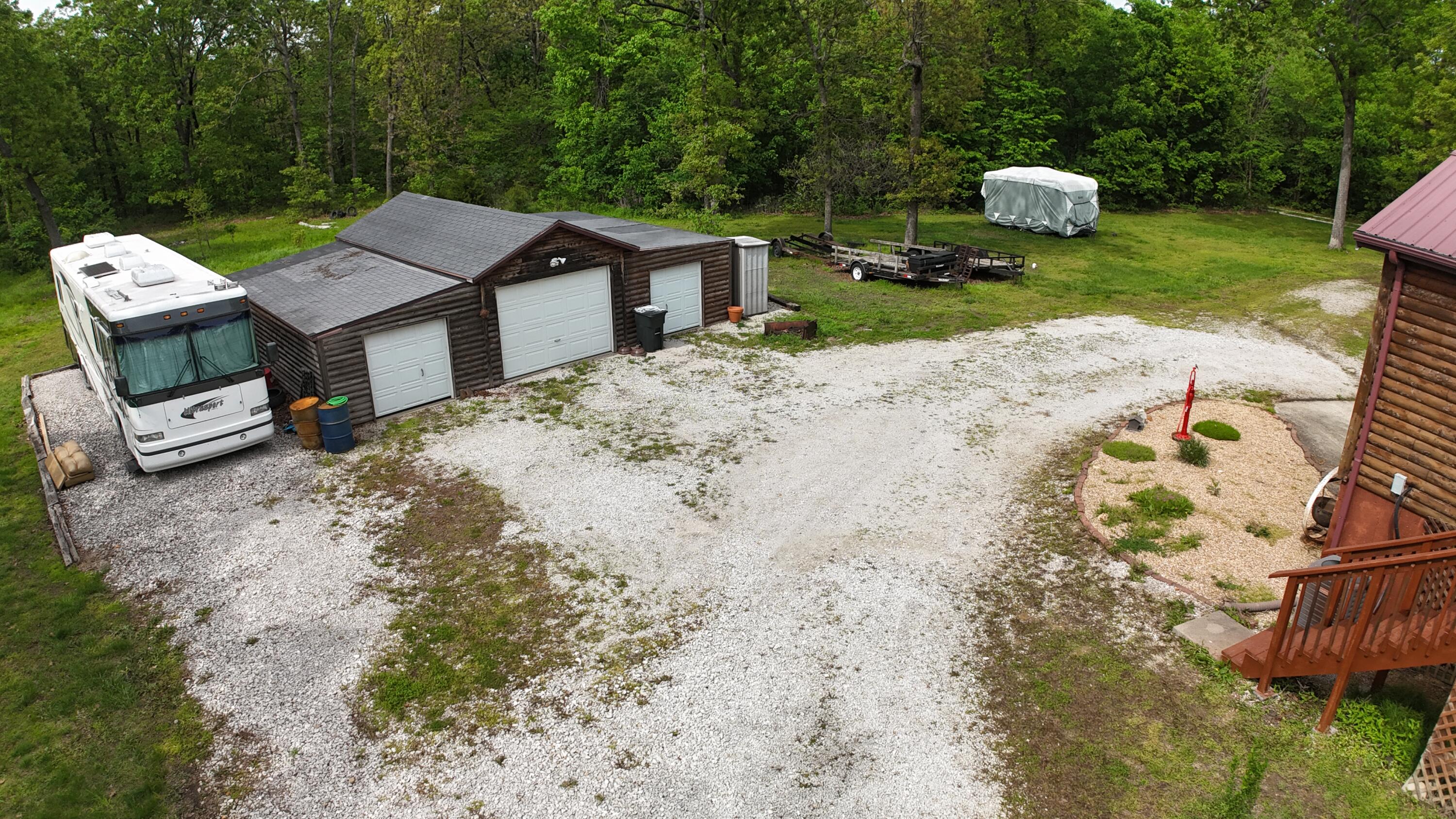 17206 Highway B Property Photo 19