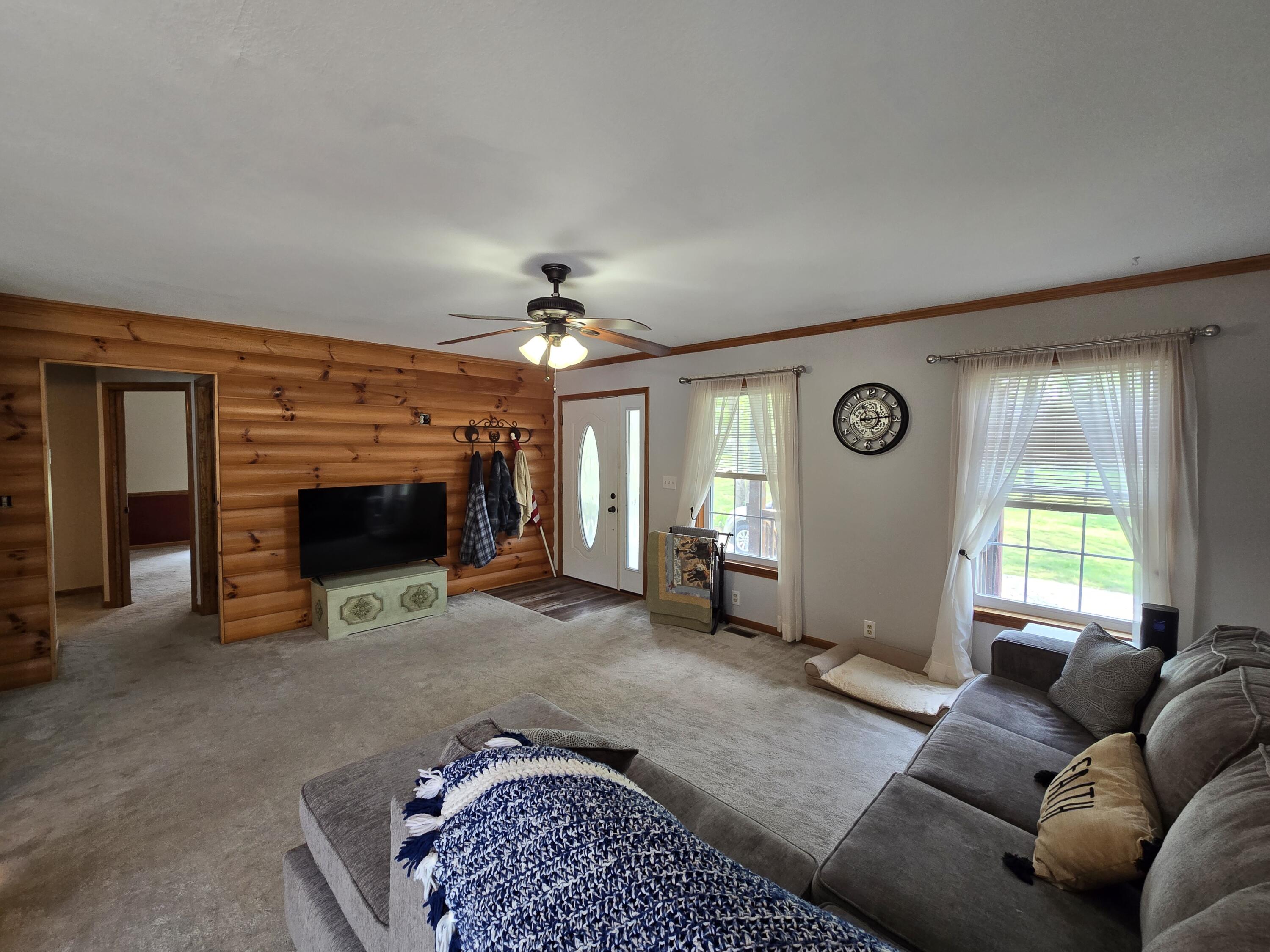 17206 Highway B Property Photo 22