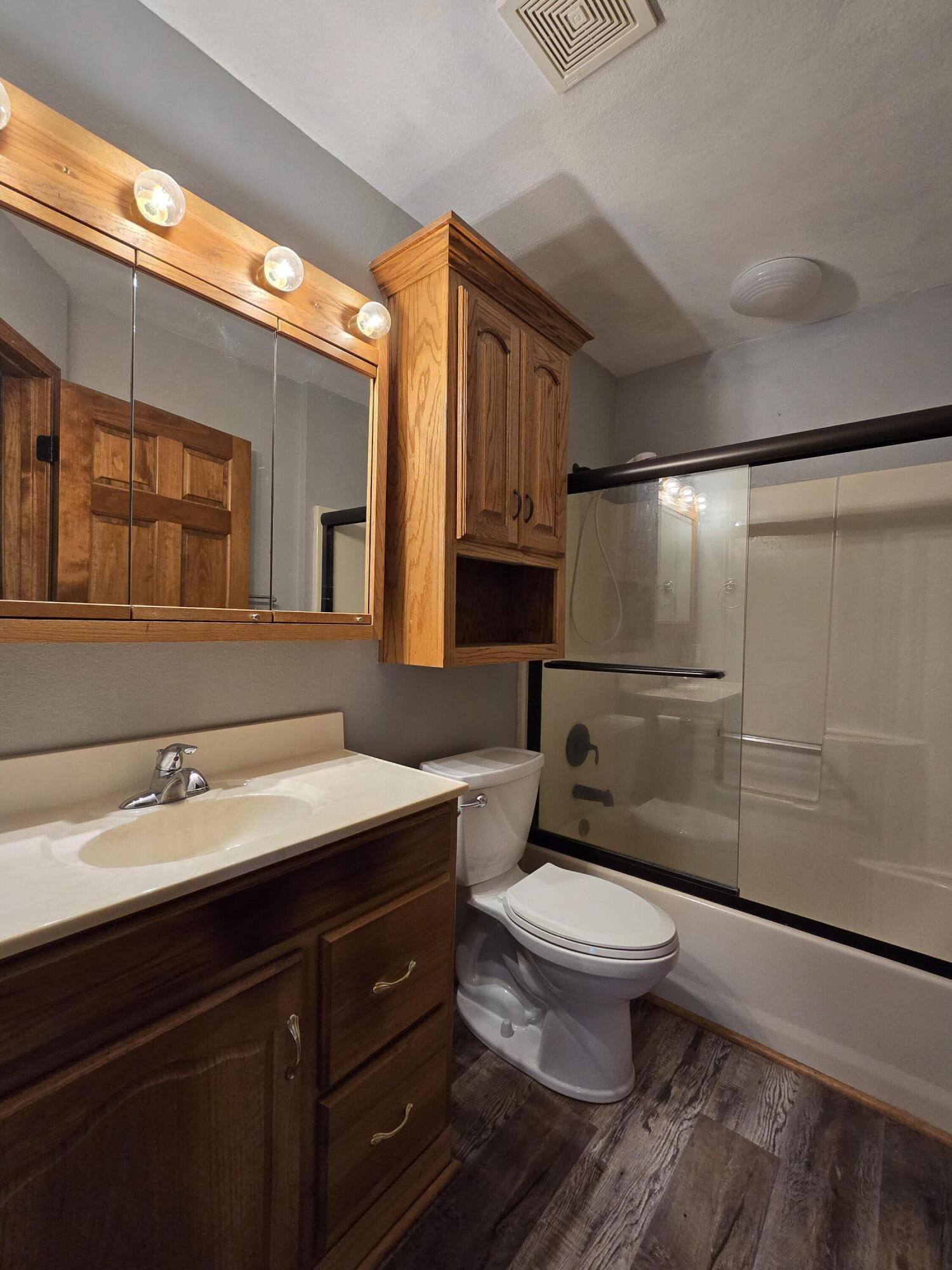 17206 Highway B Property Photo 37