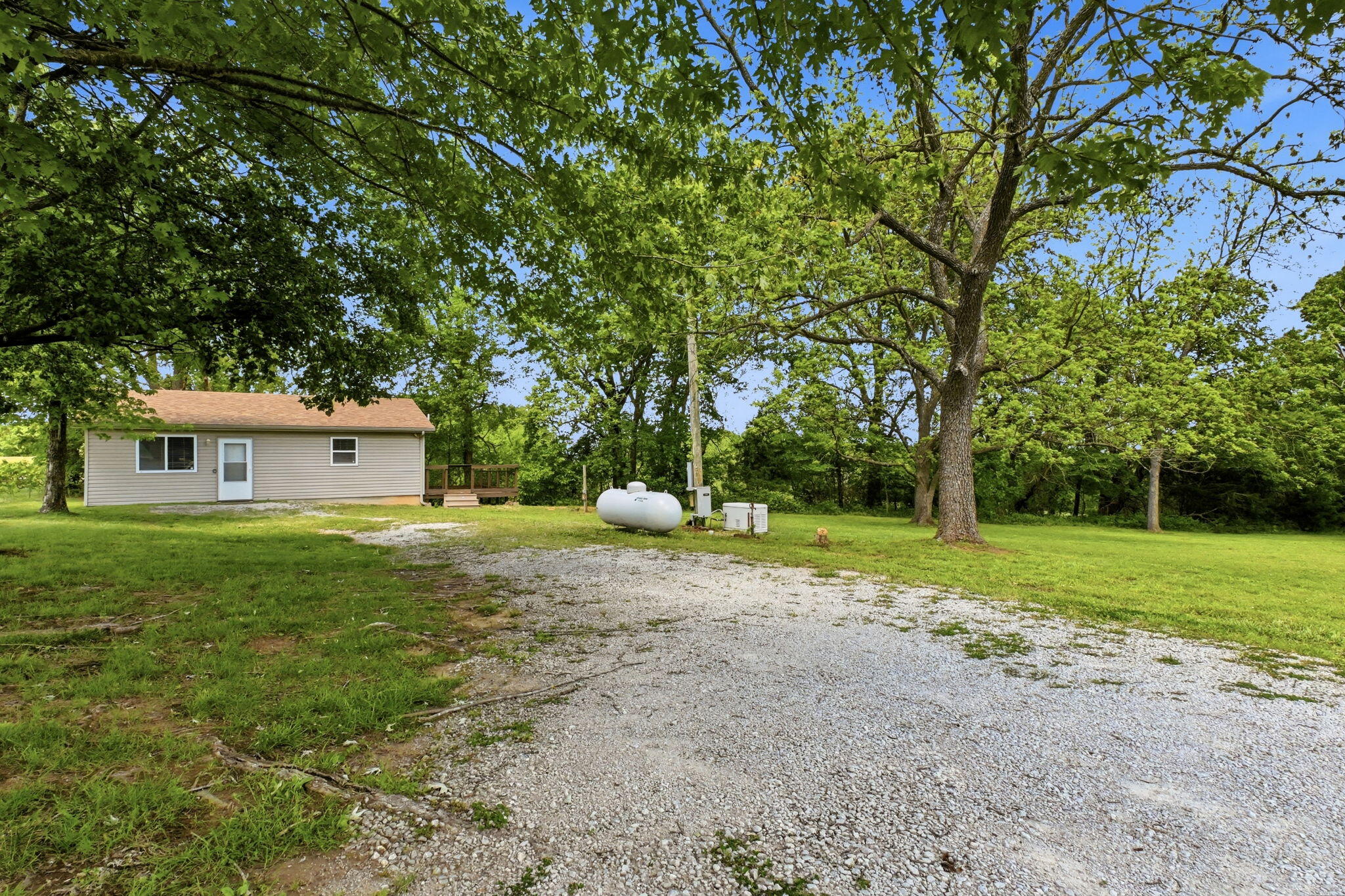 21515 South Highway 215 Property Photo 33