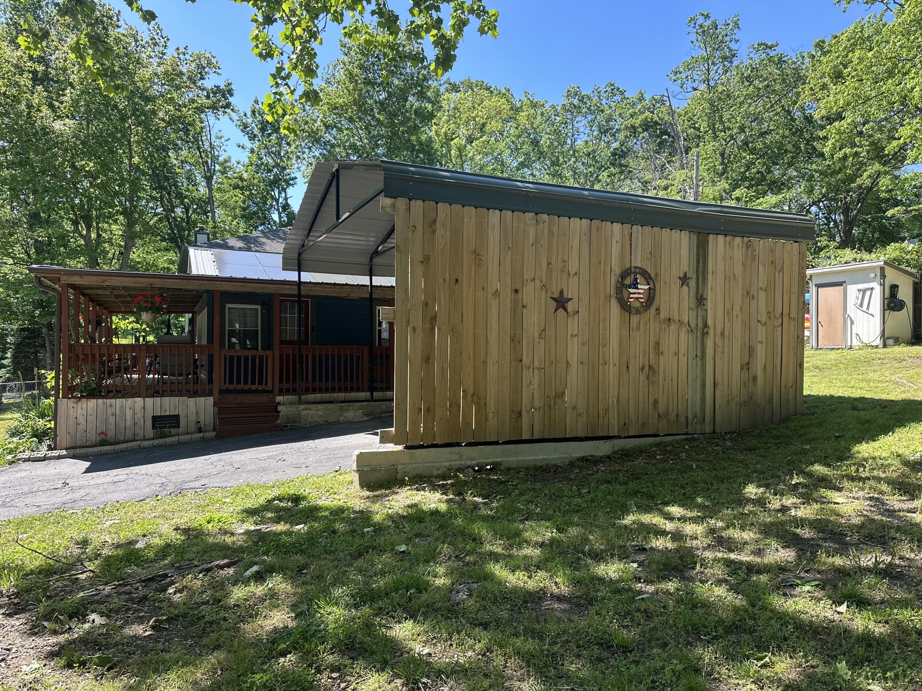 2210 Eaglecrest Road Property Photo 5