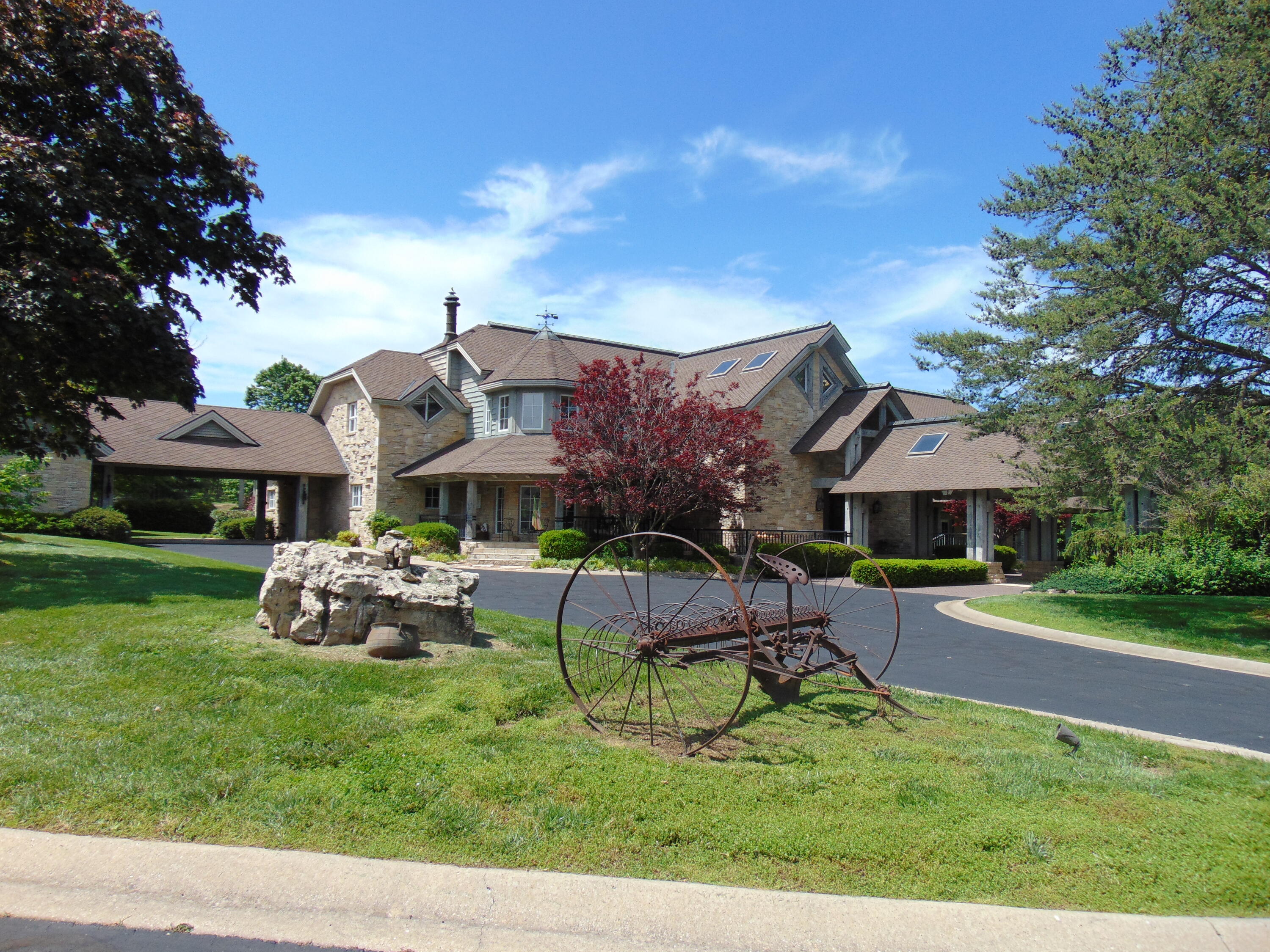 15223 State Highway 37 Property Photo 2