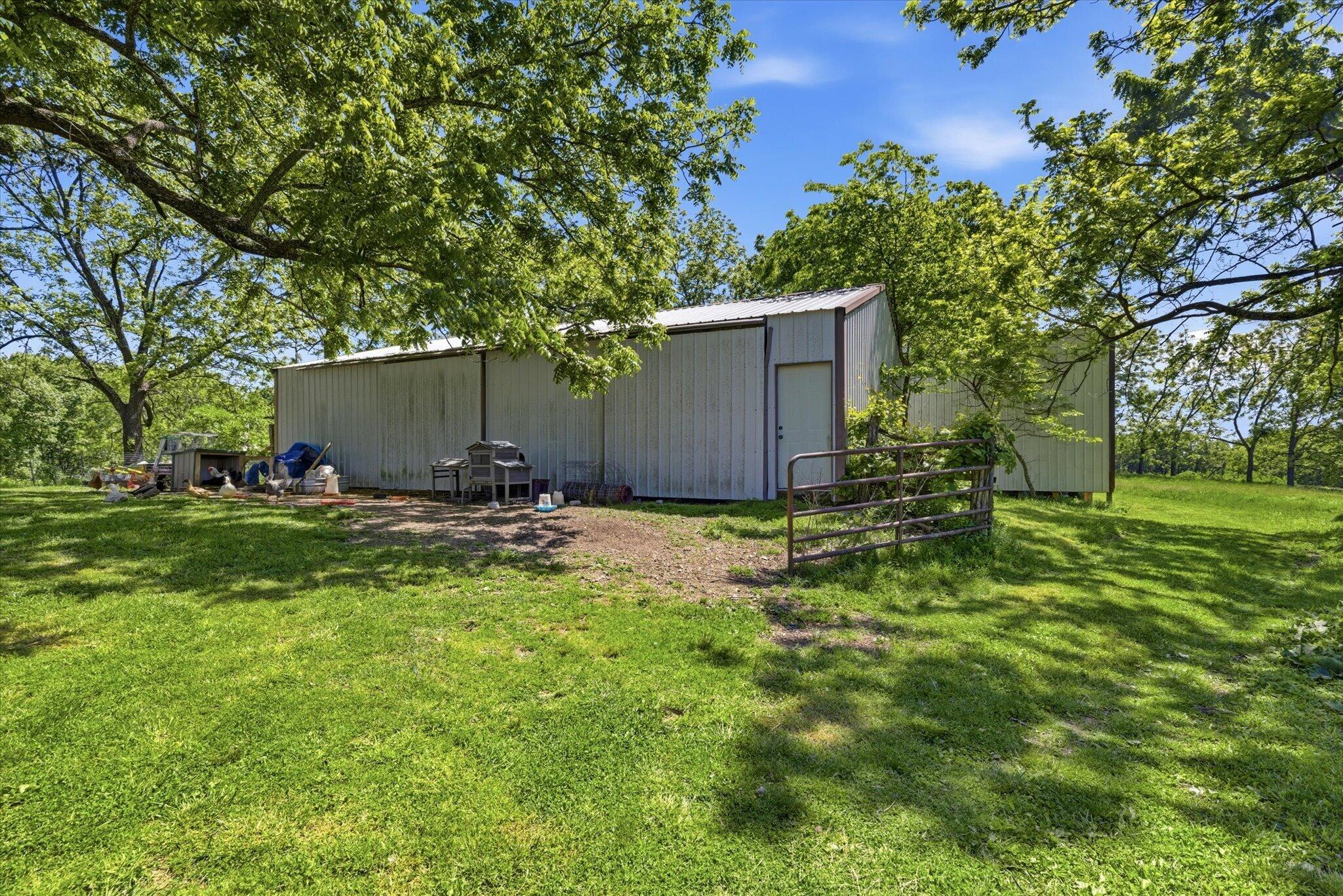 550 Panther Prowl Lane Property Photo 6