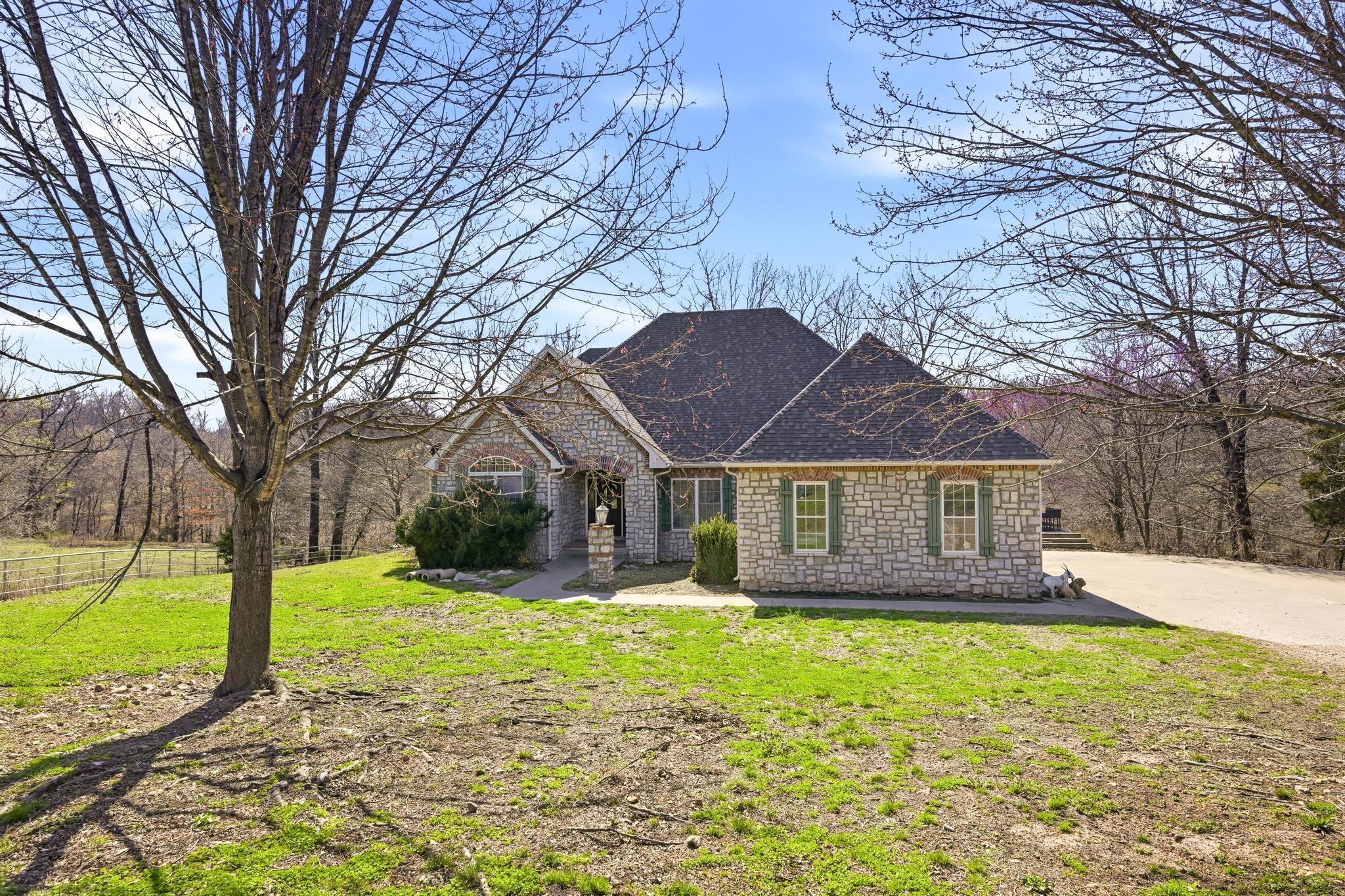 485 Jaguar Road Property Photo 1