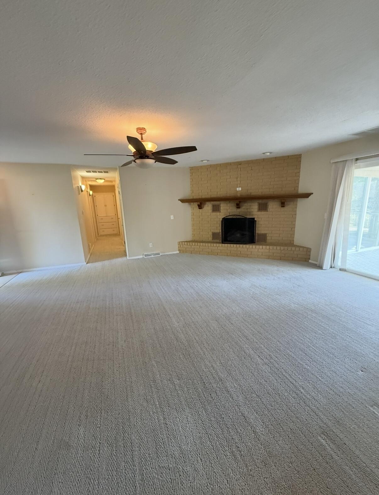 203 North Ellen Street Property Photo 5