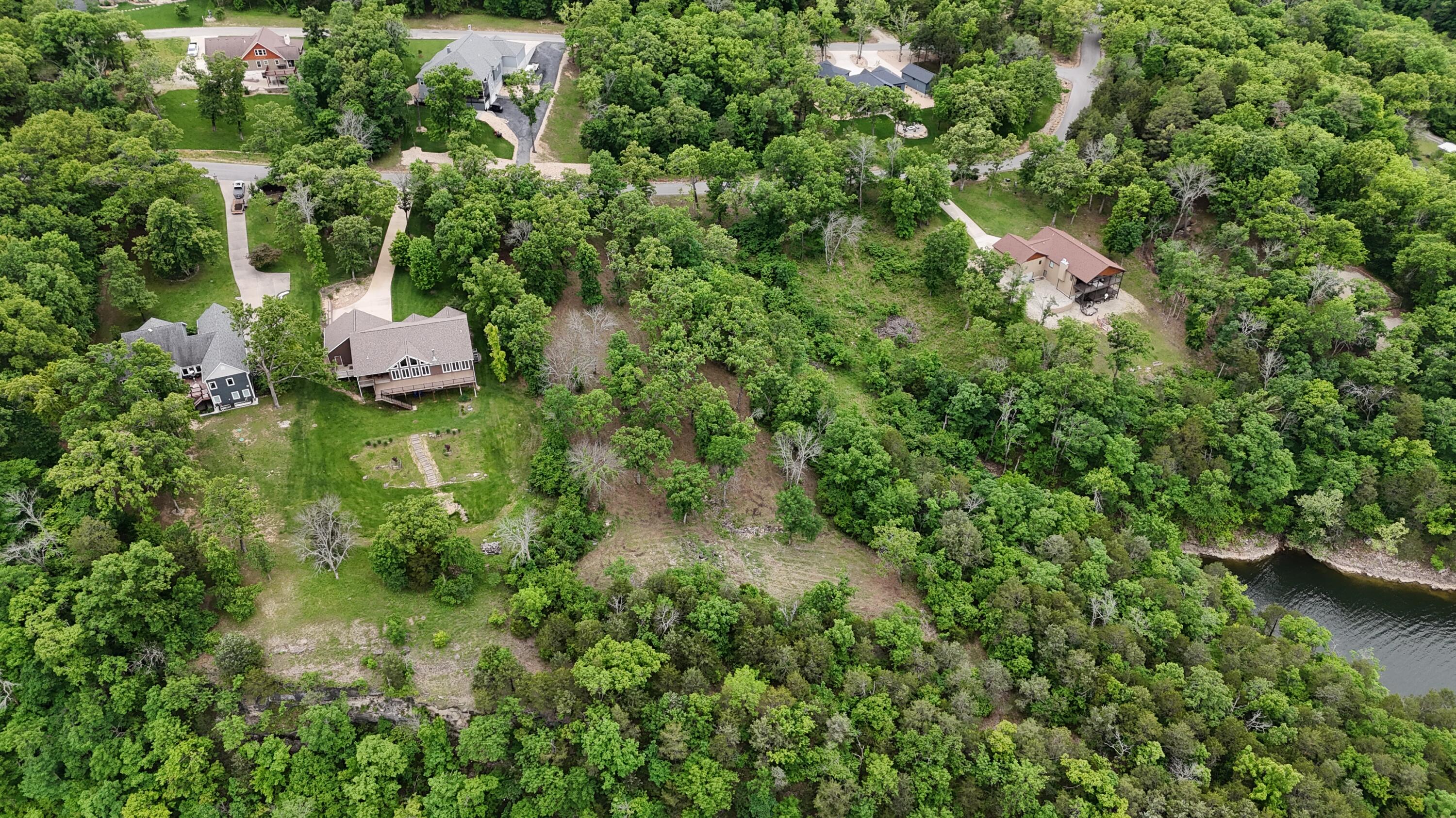 000 Eagles Point Lane Property Photo 13