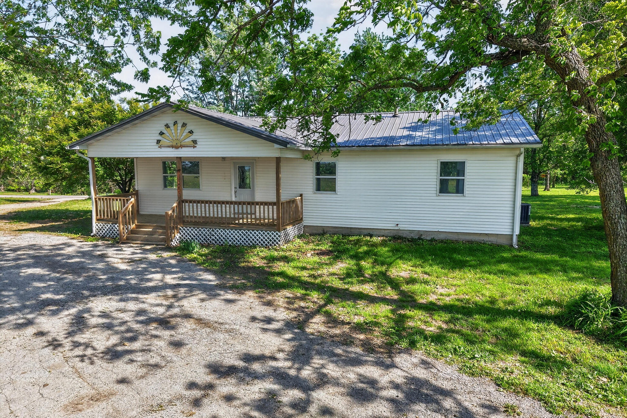 1501 State Highway Ab Property Photo 2