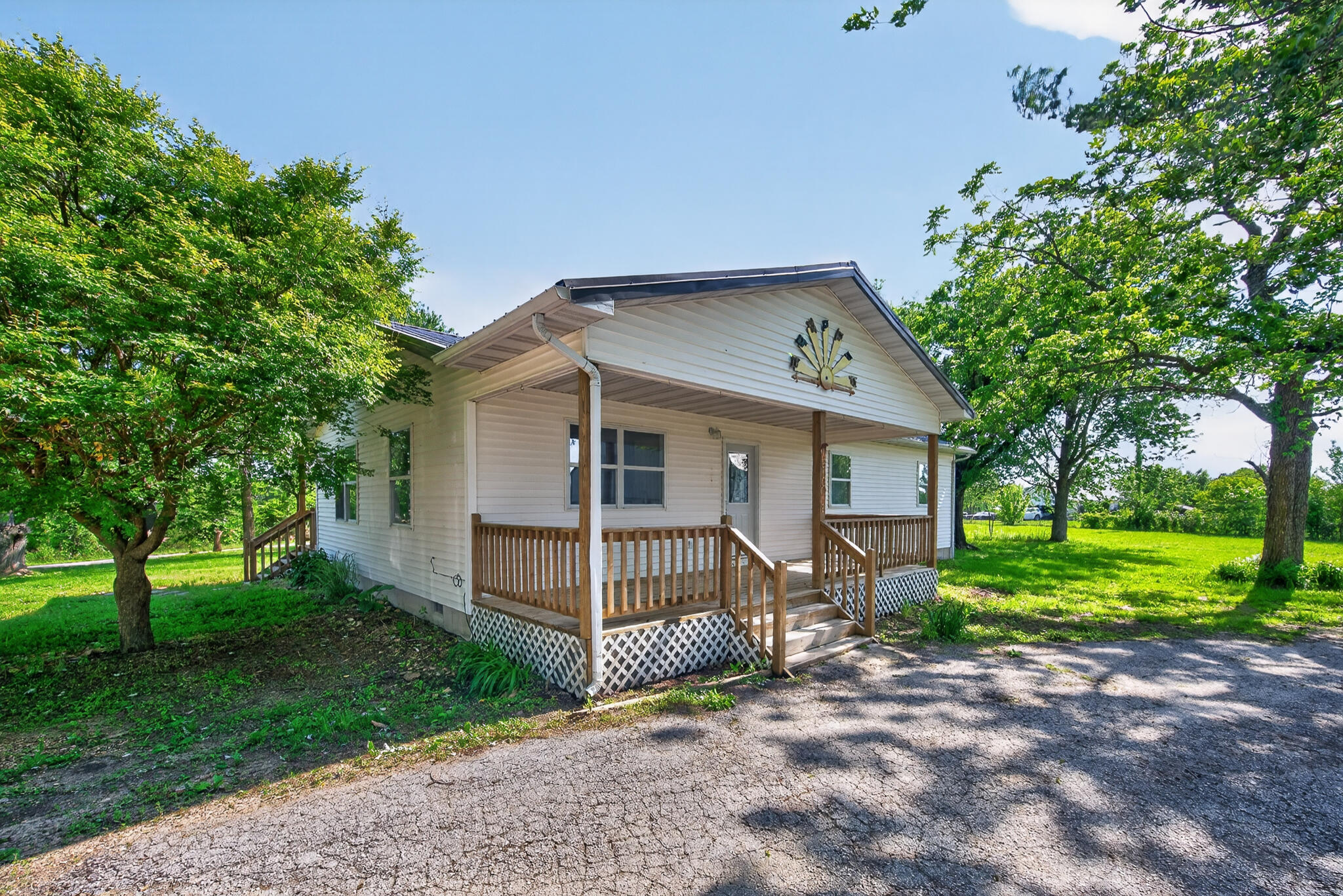 1501 State Highway Ab Property Photo 6