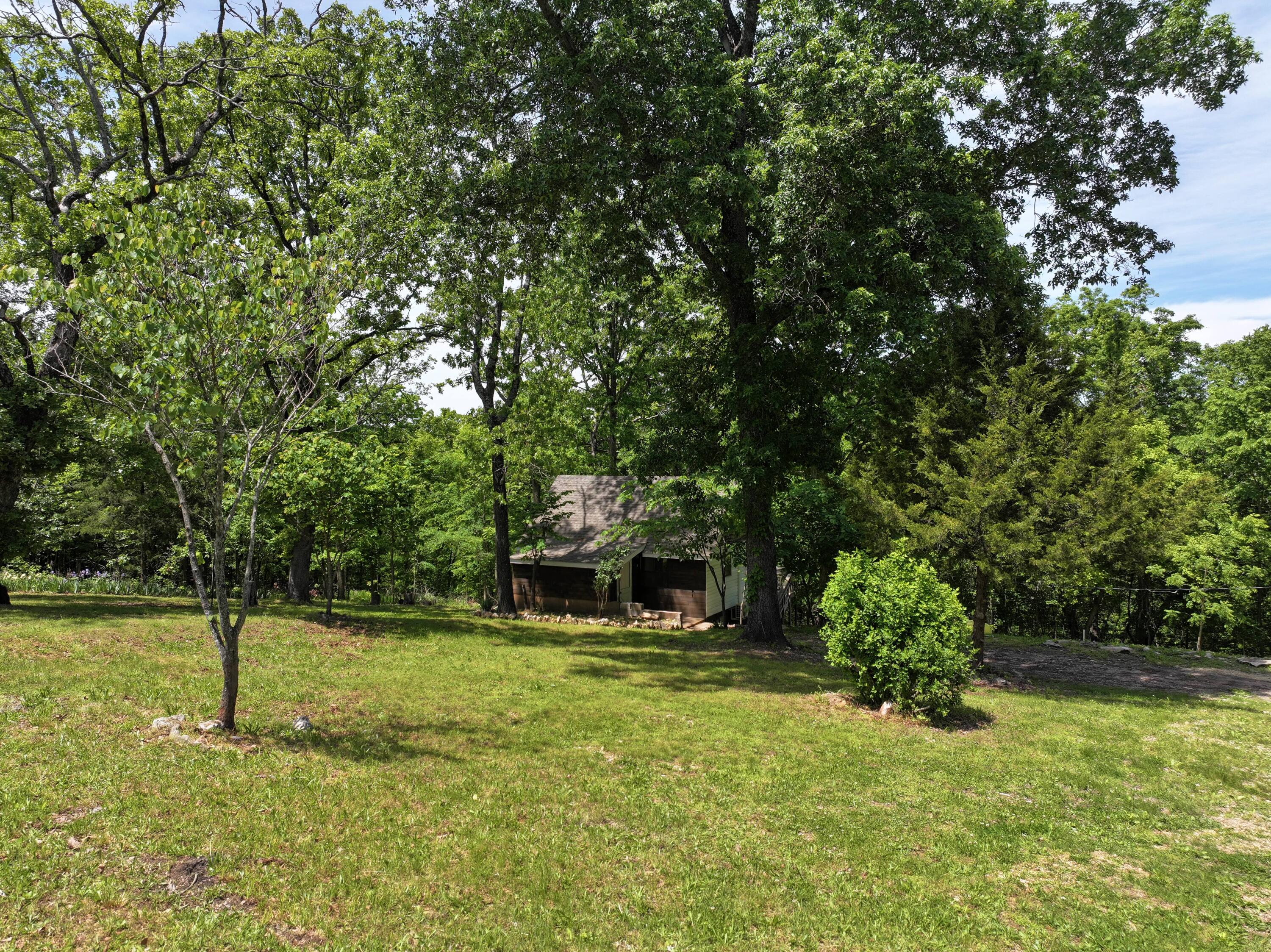 589 Hickory Lane Property Photo 2