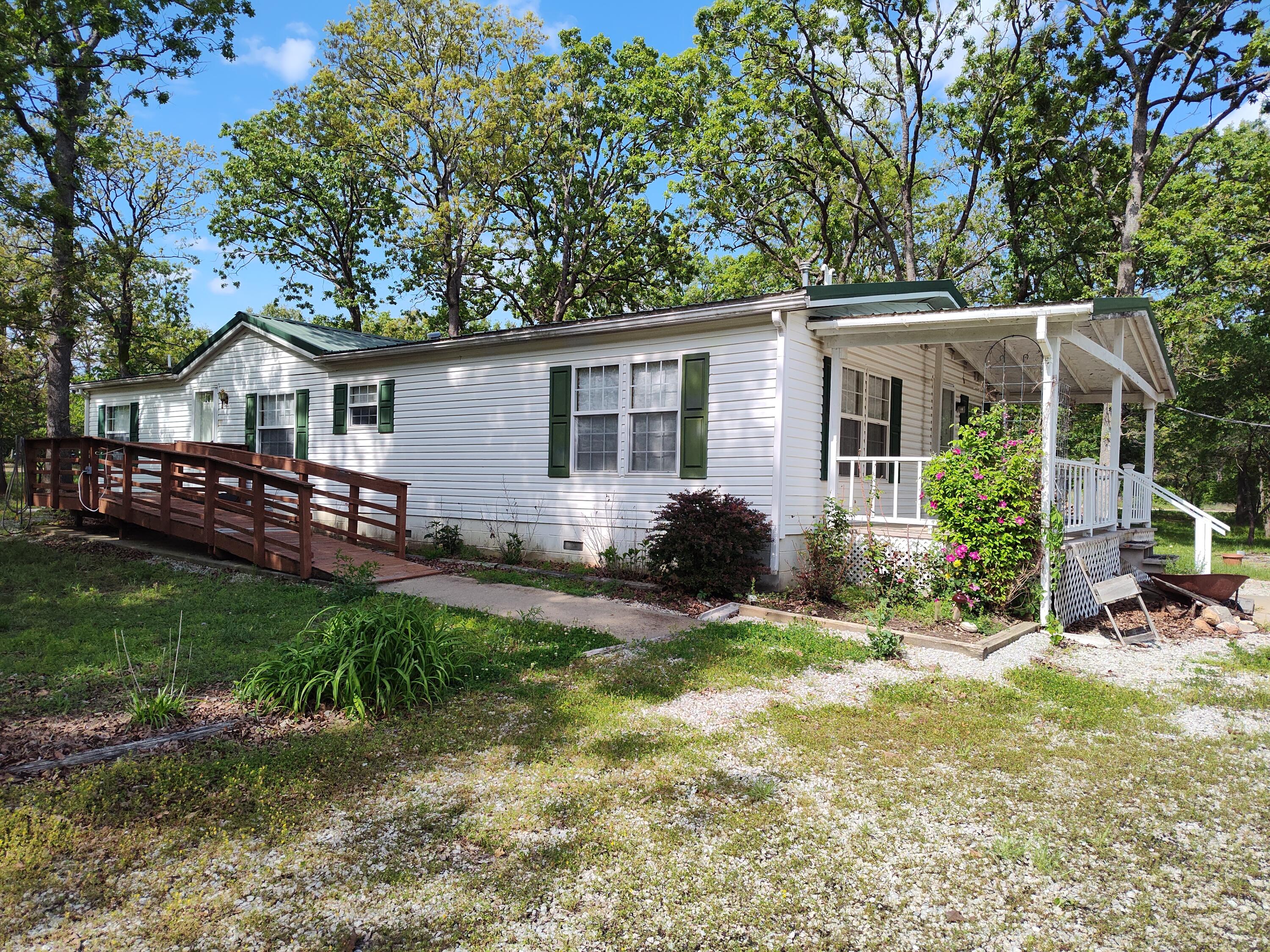 27949 County Road 275 Property Photo 4