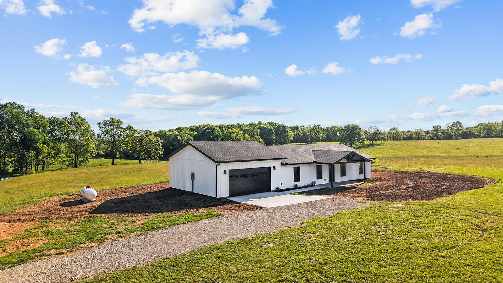 24672 Farm Road 2012 Property Photo 3