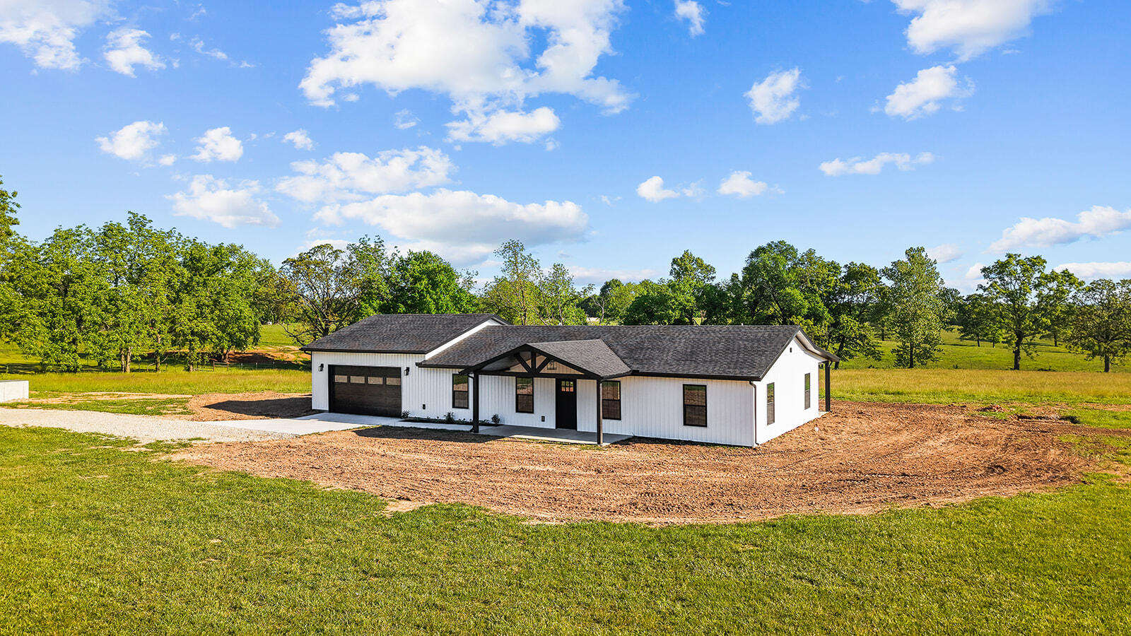 24672 Farm Road 2012 Property Photo 4