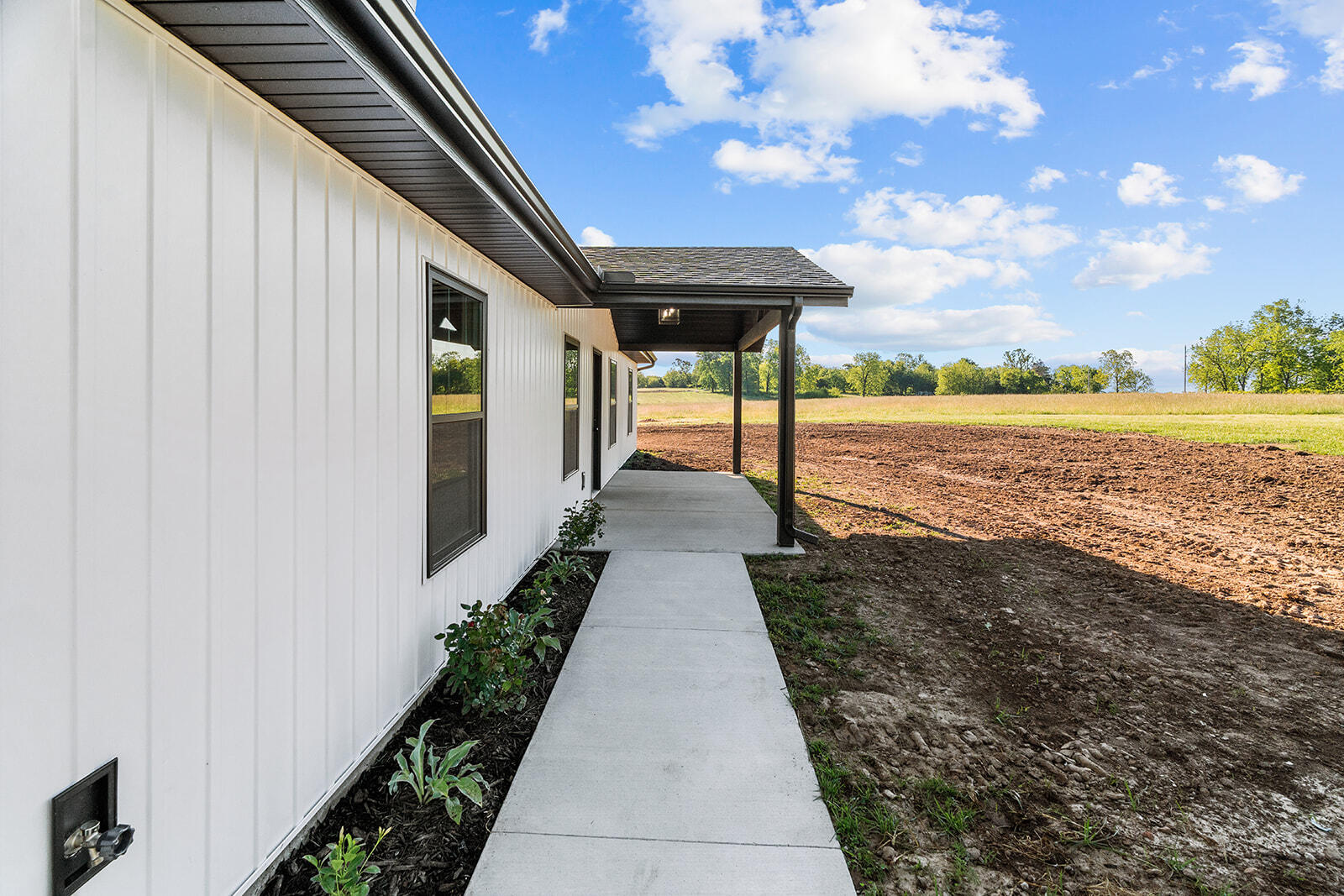 24672 Farm Road 2012 Property Photo 5