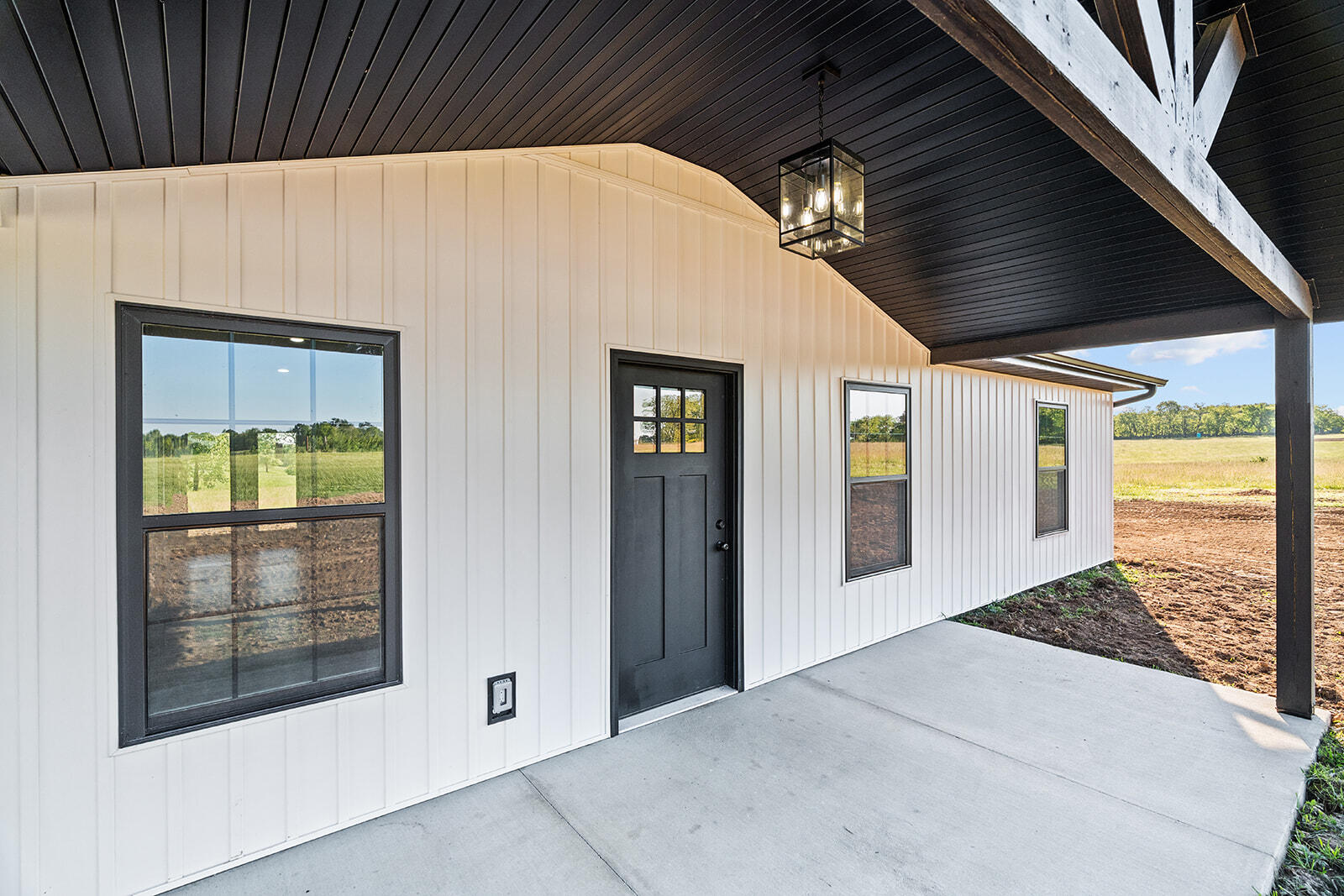 24672 Farm Road 2012 Property Photo 6