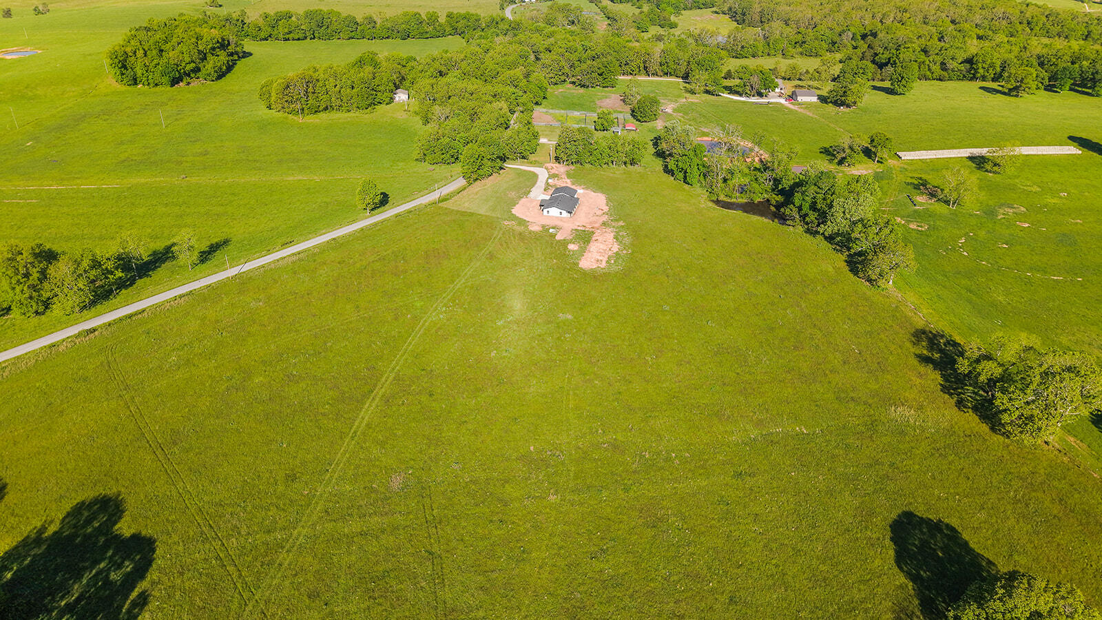 24672 Farm Road 2012 Property Photo 18