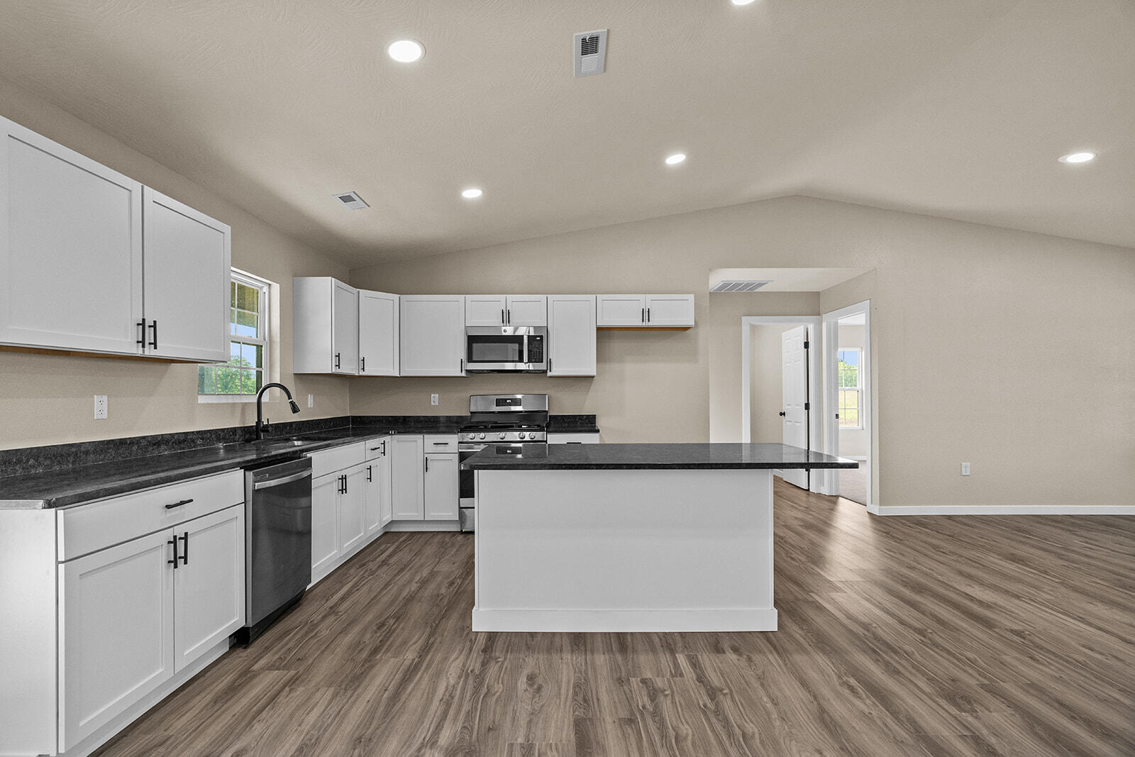 24672 Farm Road 2012 Property Photo 33