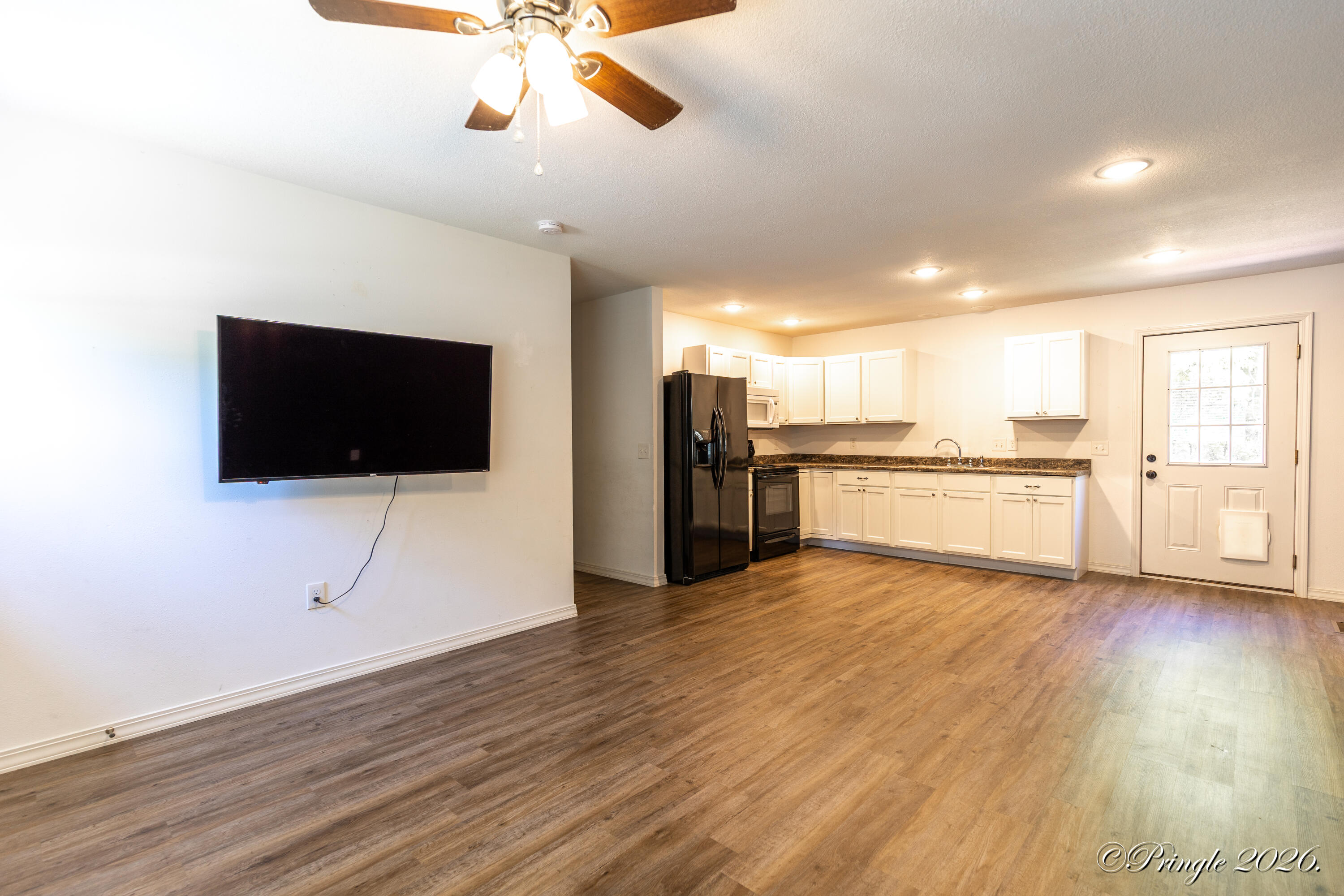 1110 Columbus Street Property Photo 5