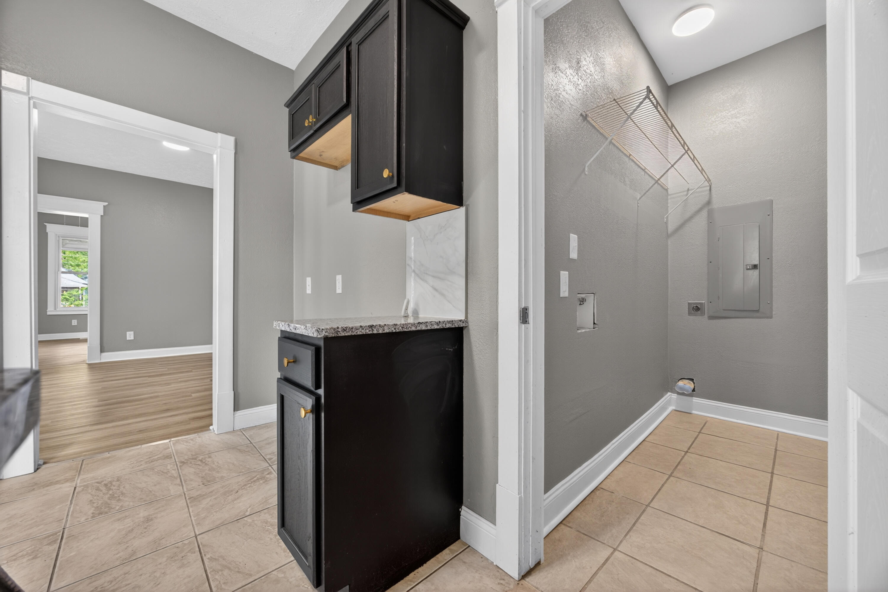 1510 North Grant Avenue Property Photo 6