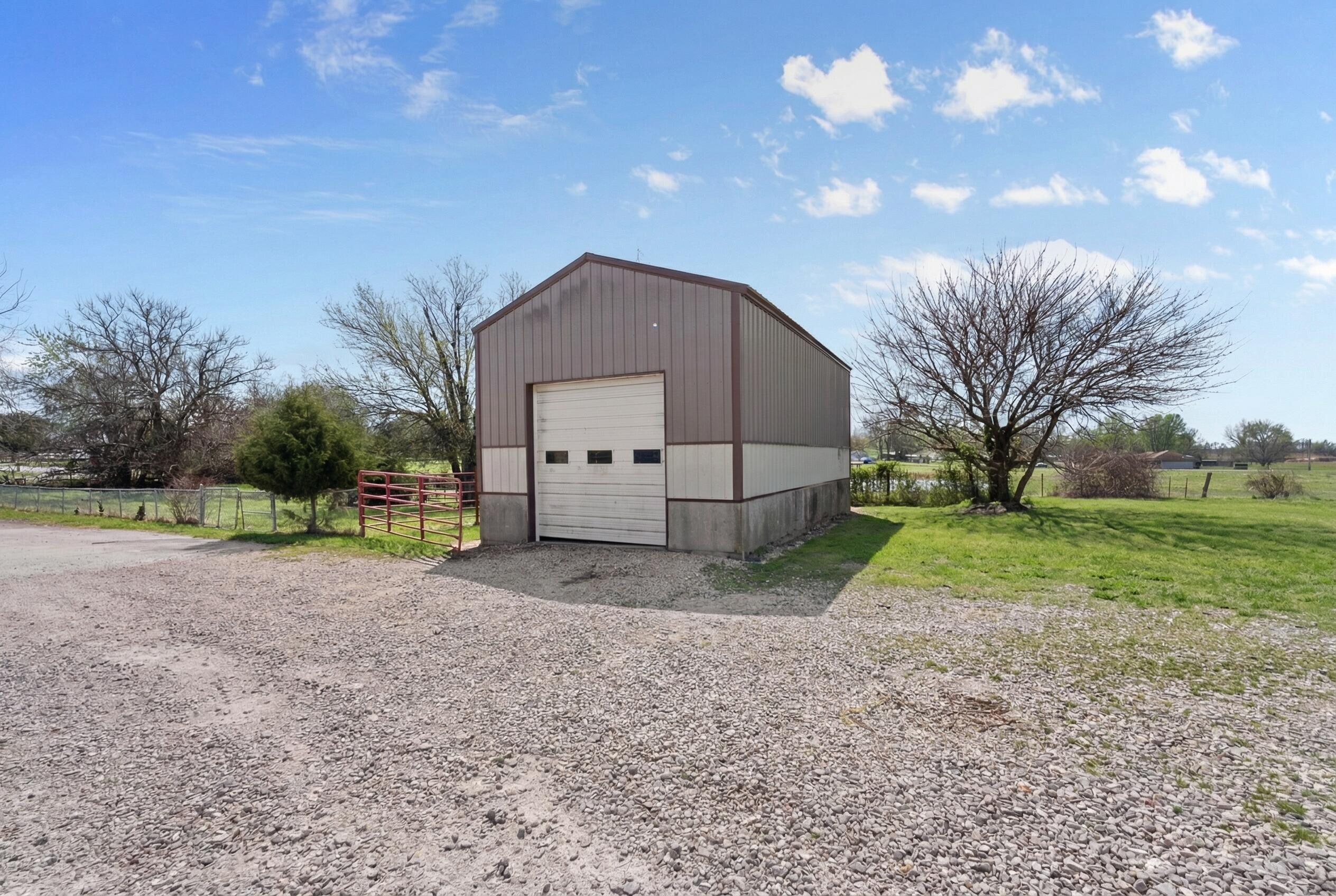303 Washington Street Property Photo 49