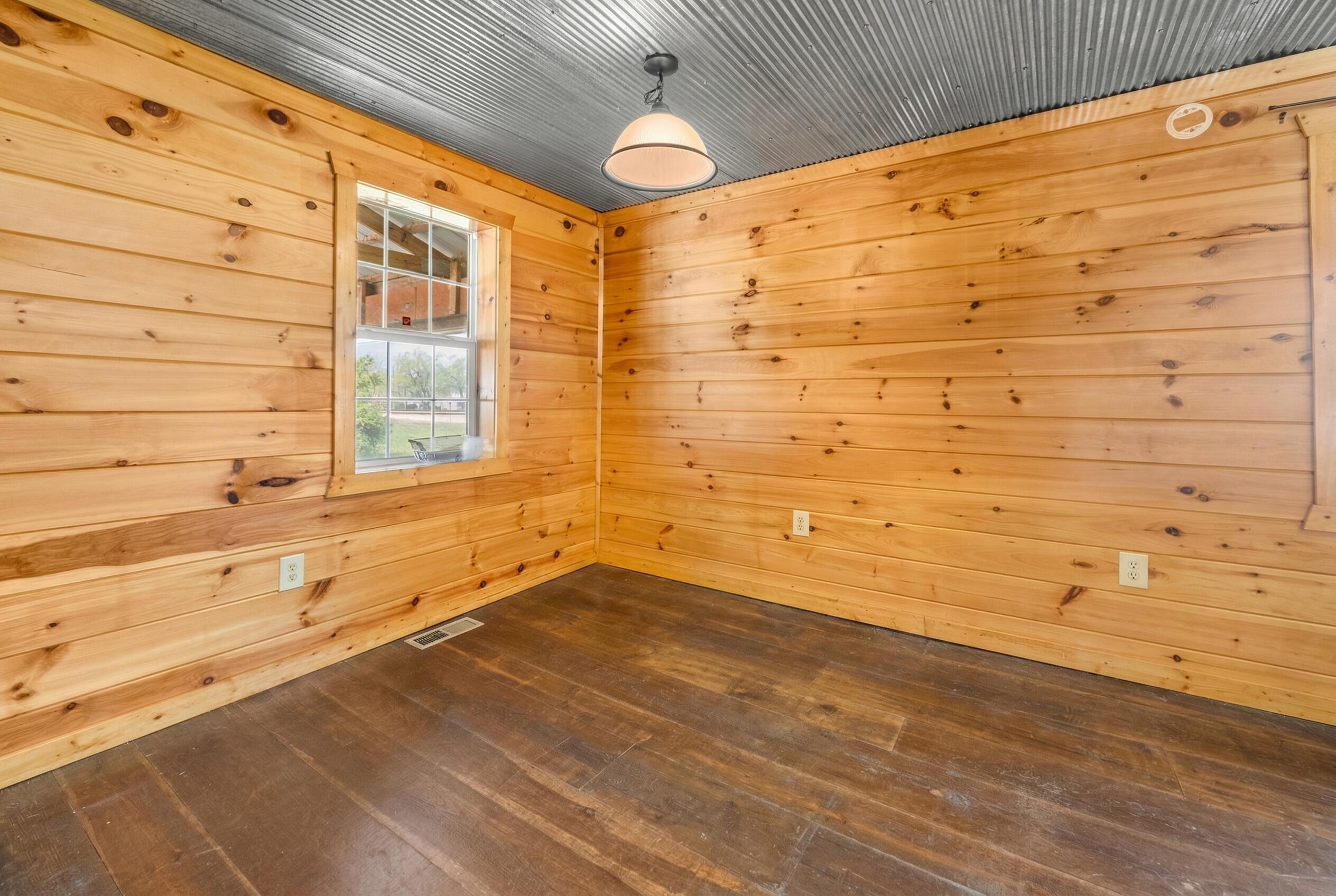 303 Washington Street Property Photo 85