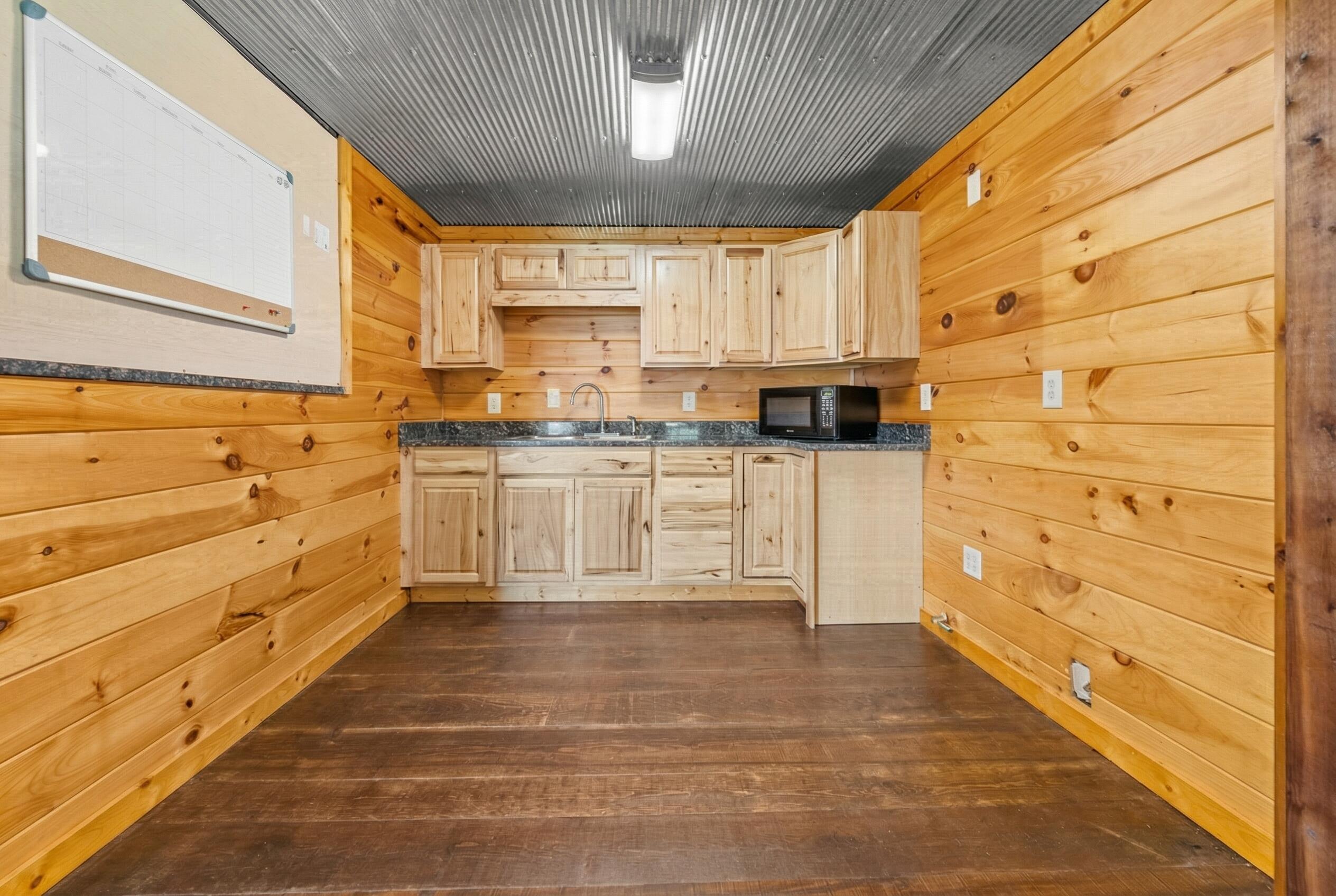 303 Washington Street Property Photo 86