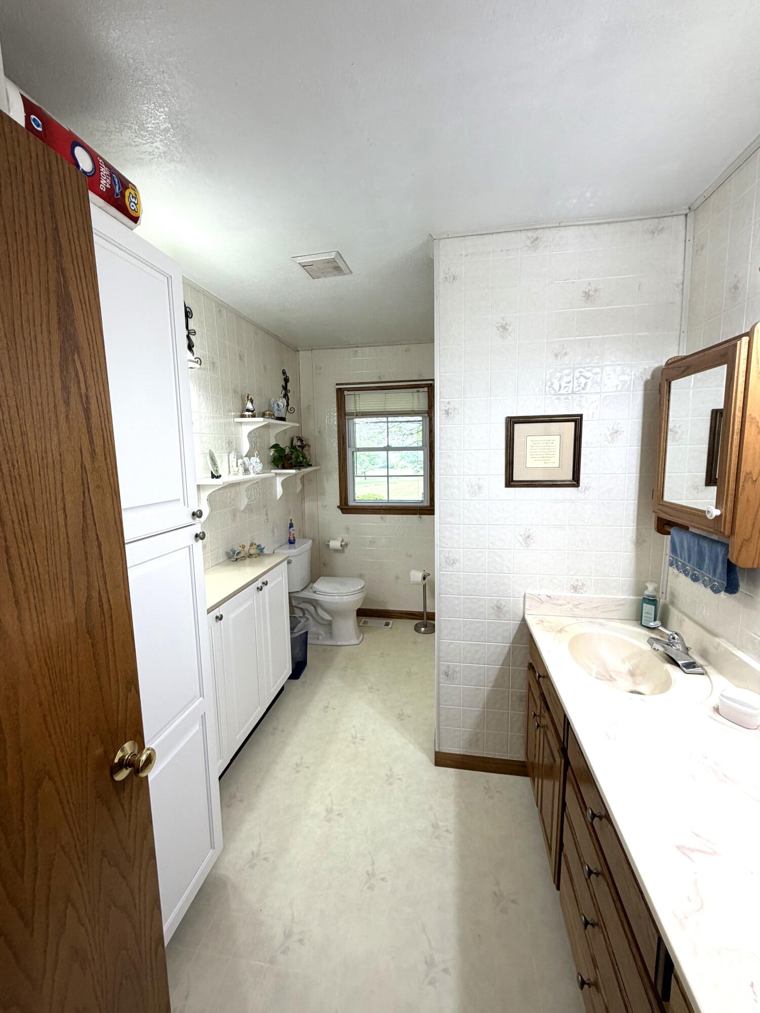2864 Spring Valley Road Property Photo 12