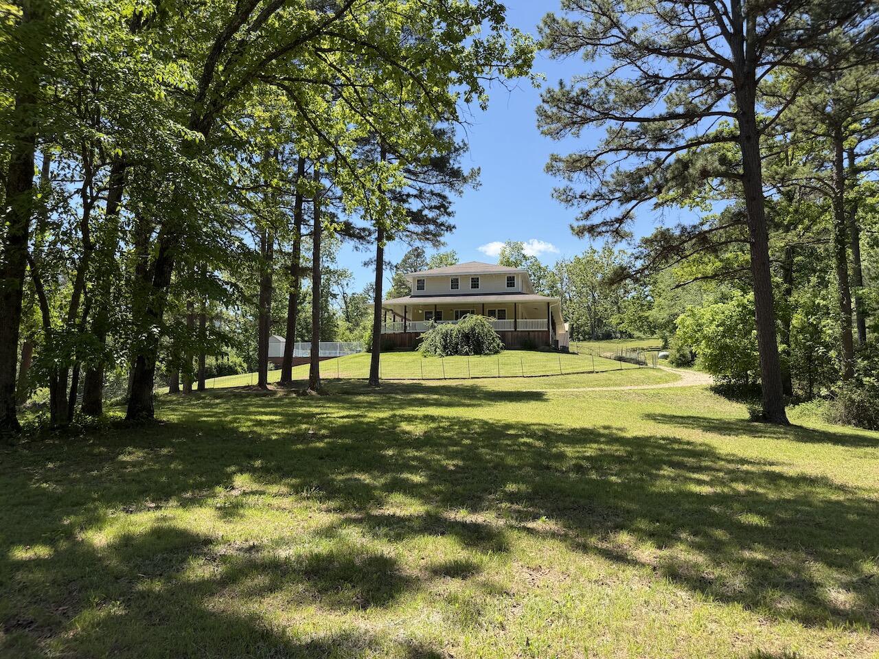 475 Whippet Drive Property Photo 2
