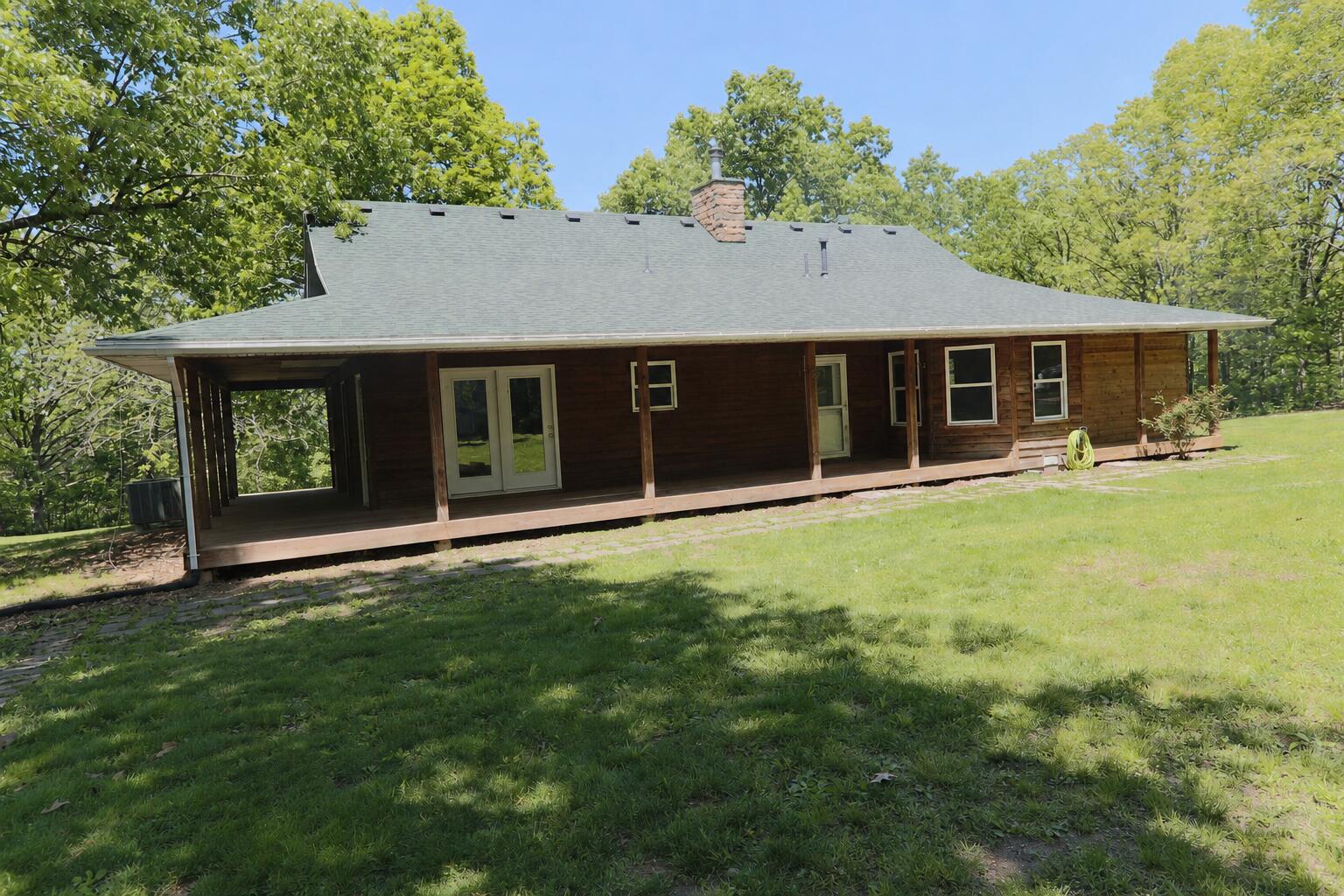 324 Temple Hill Drive Property Photo 1