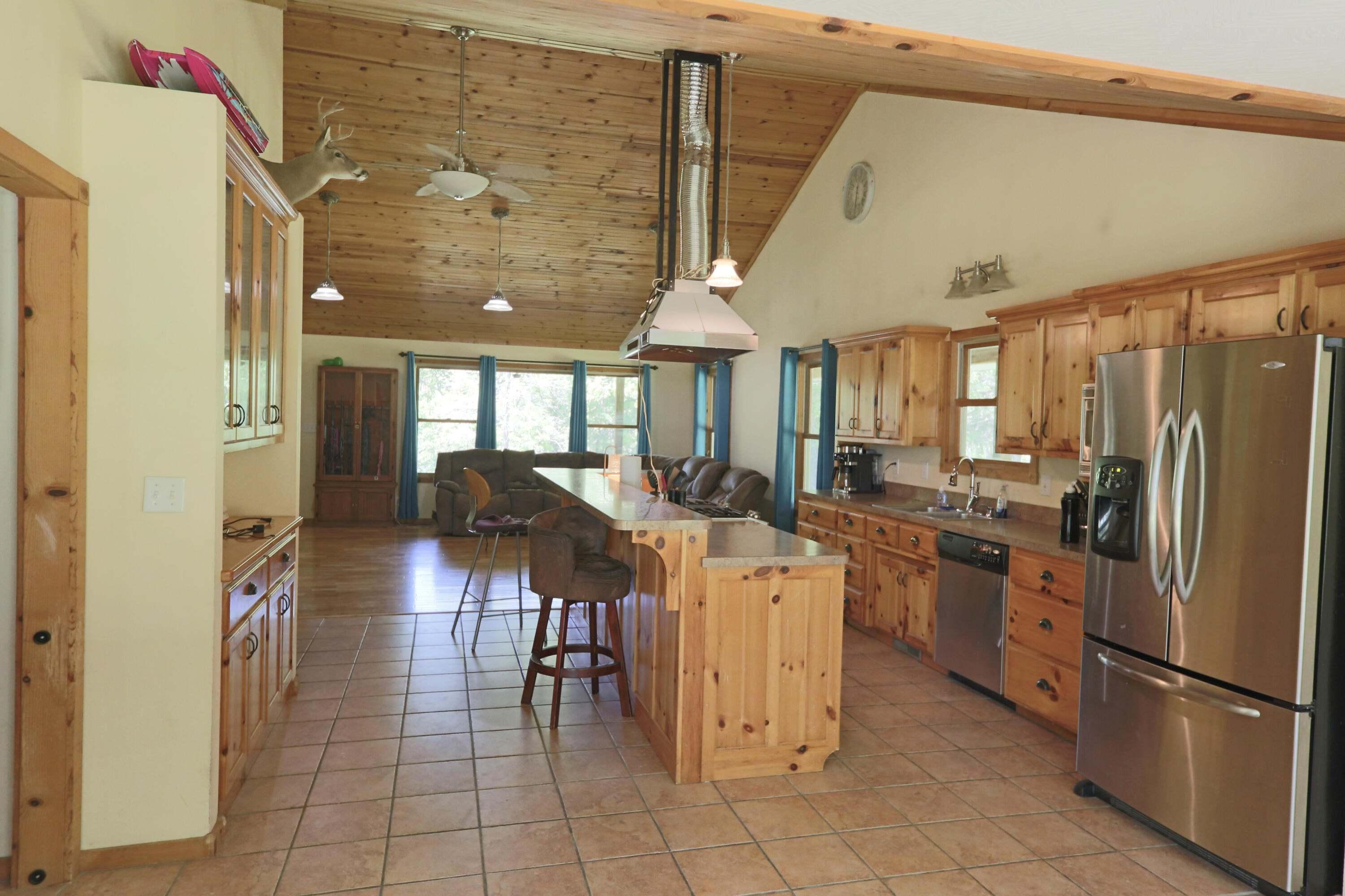 324 Temple Hill Drive Property Photo 8