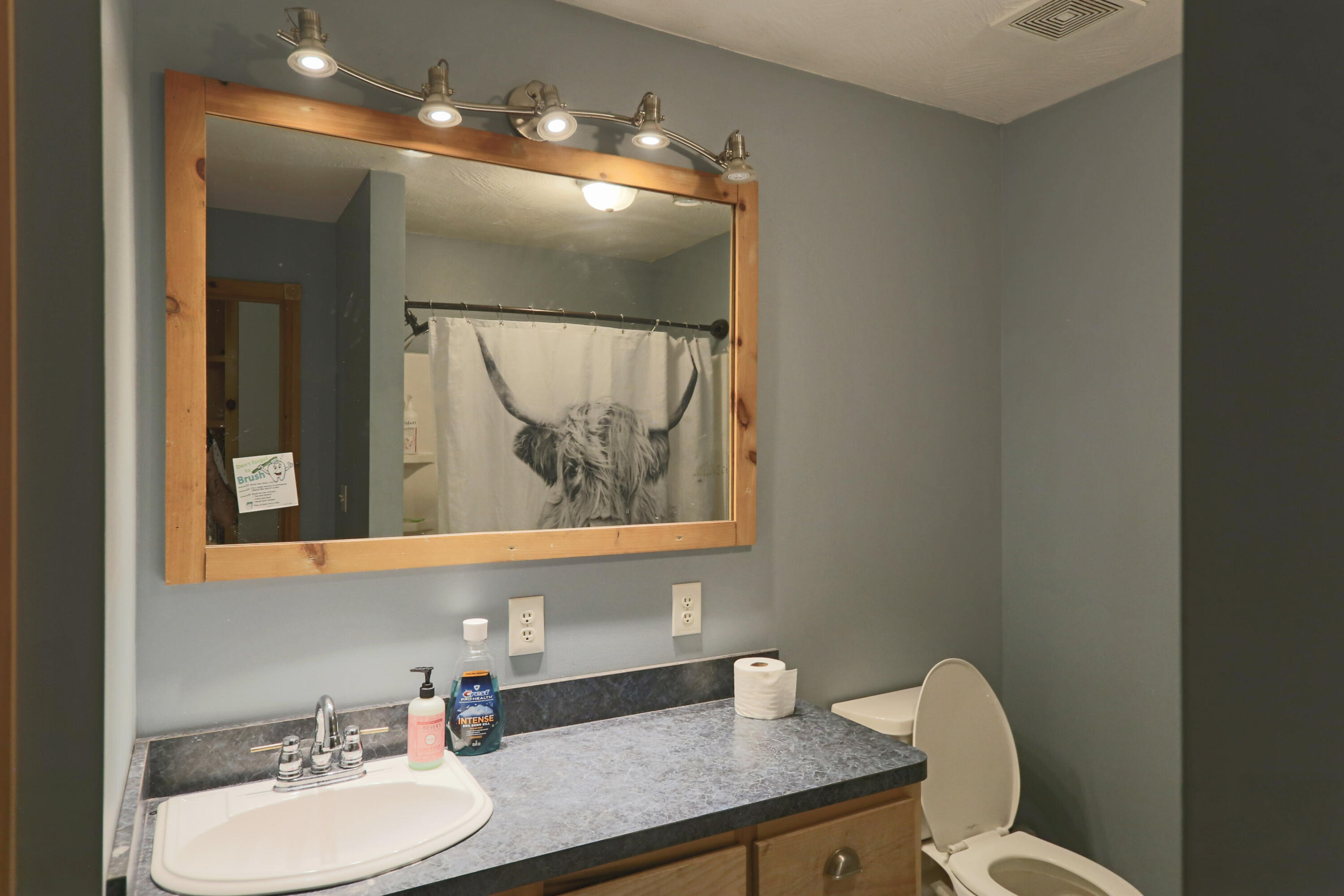 324 Temple Hill Drive Property Photo 15