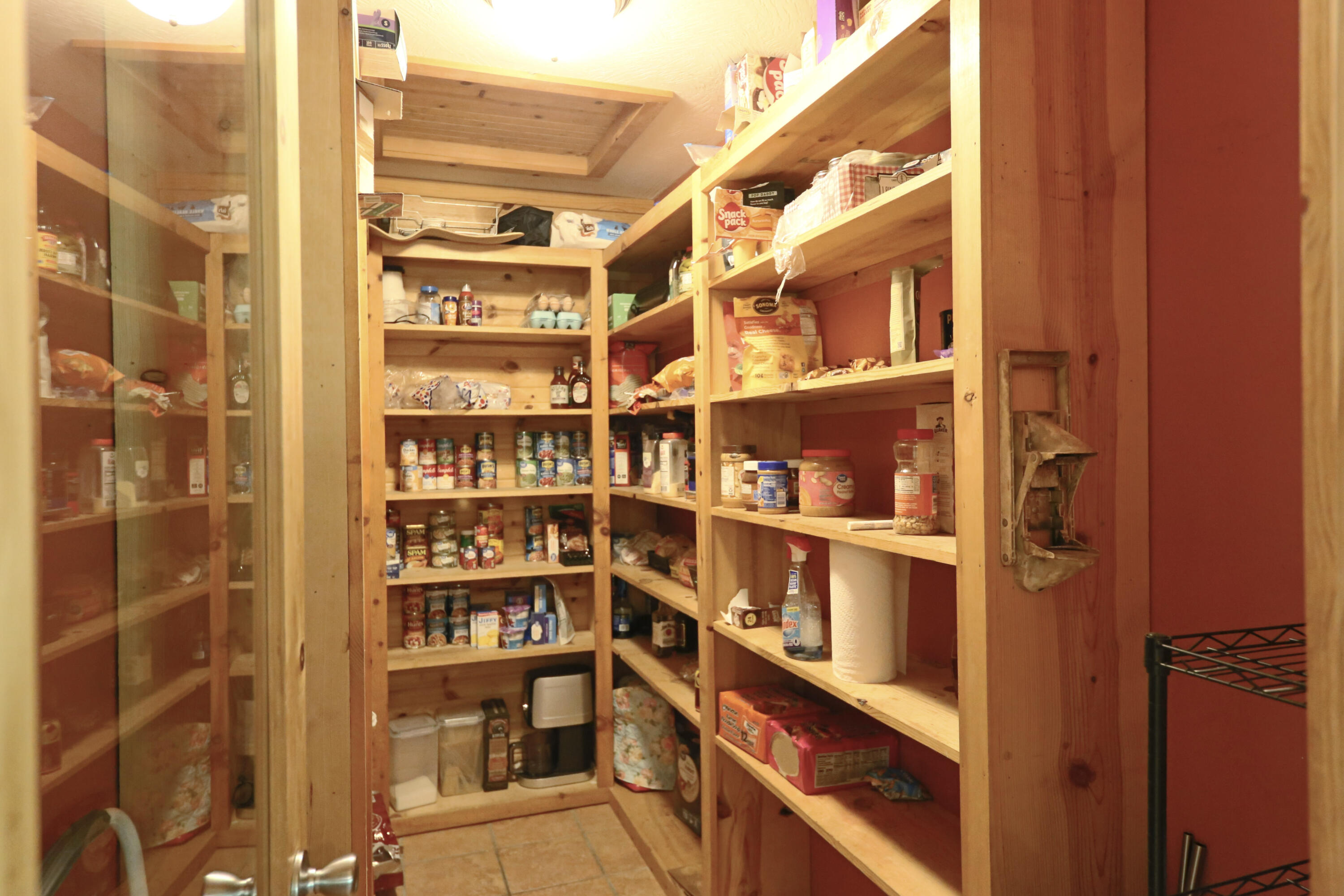 324 Temple Hill Drive Property Photo 18