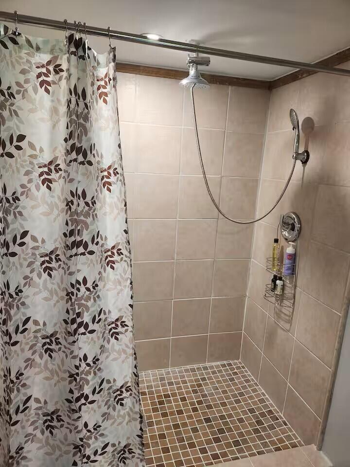 214 South Cliffside Drive Property Photo 18
