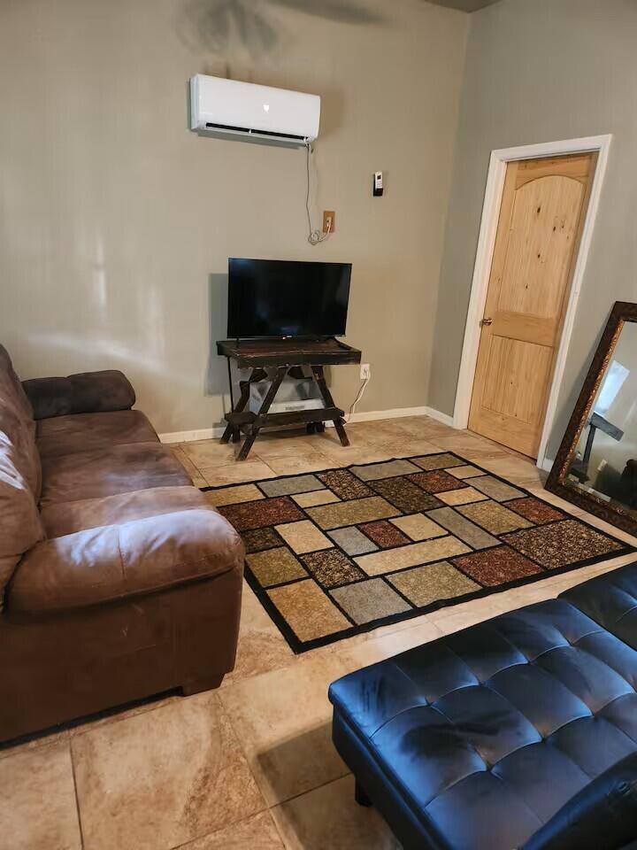 214 South Cliffside Drive Property Photo 41