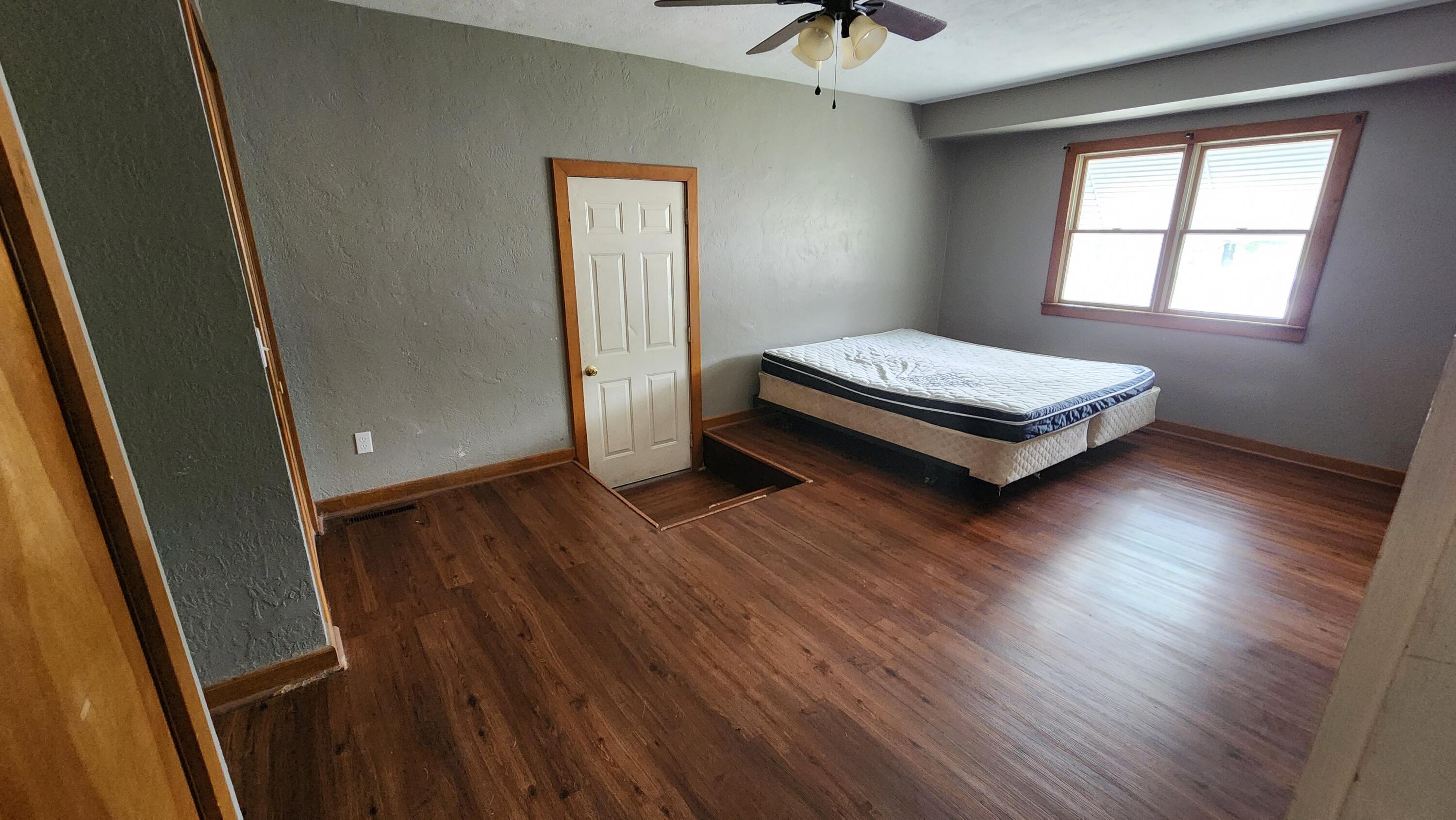 207 North Lilly Street Property Photo 15
