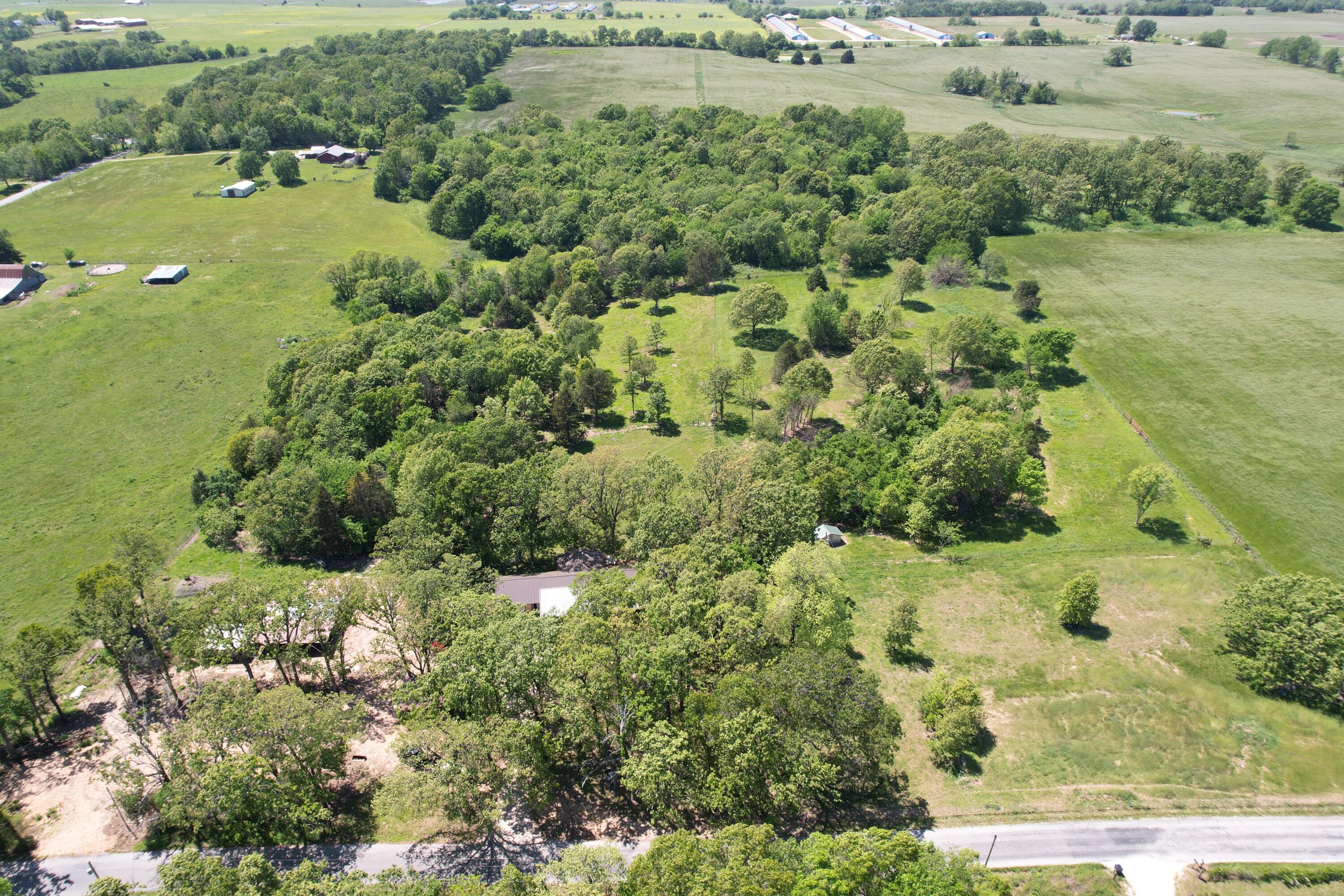 5341 Farm Road 1100 Property Photo 42