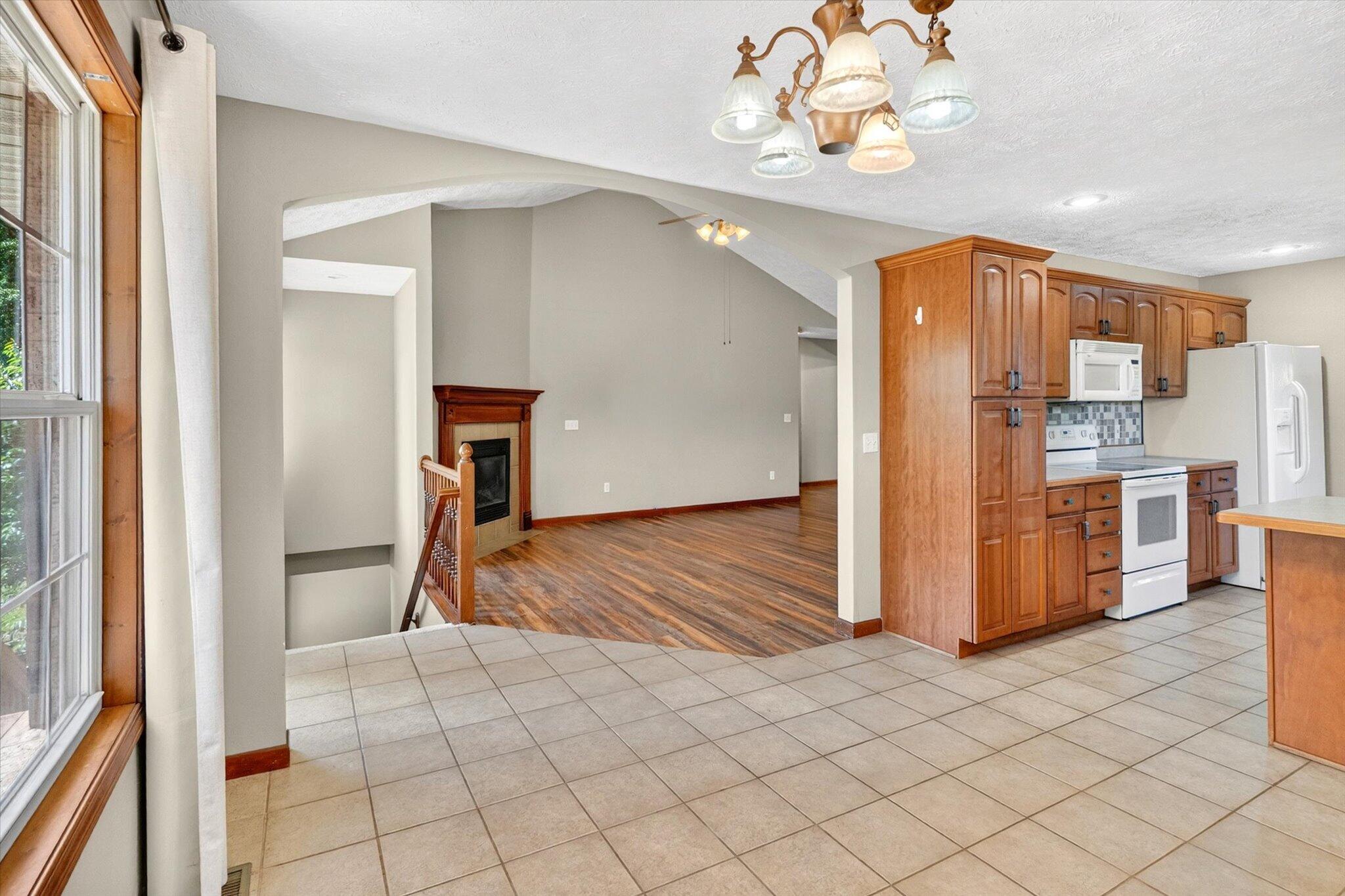 502 South Pepperhill Drive Property Photo 18